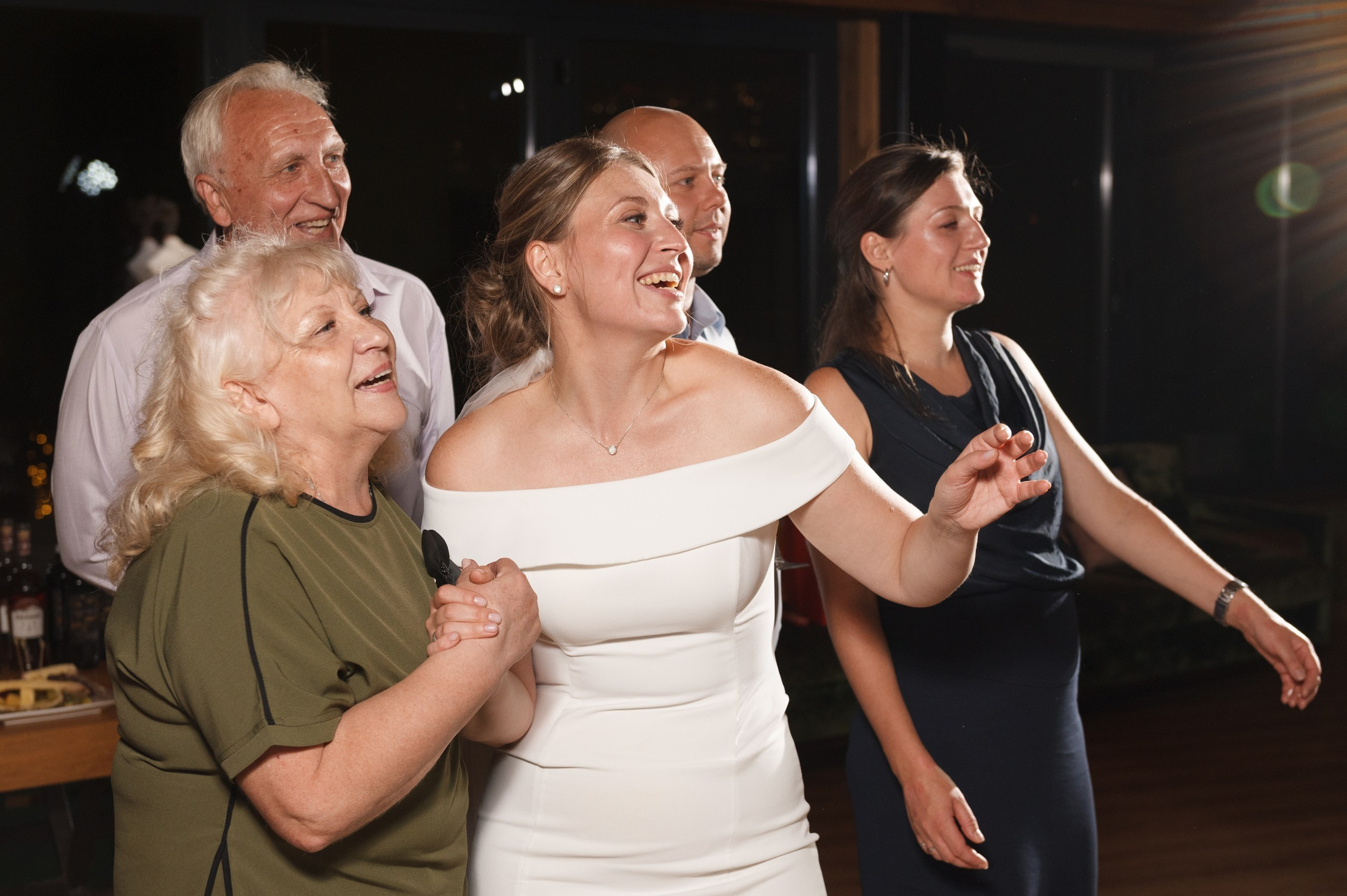 Свадьба в ресторане Берег в Москве. Праздничное агентство ПИОН