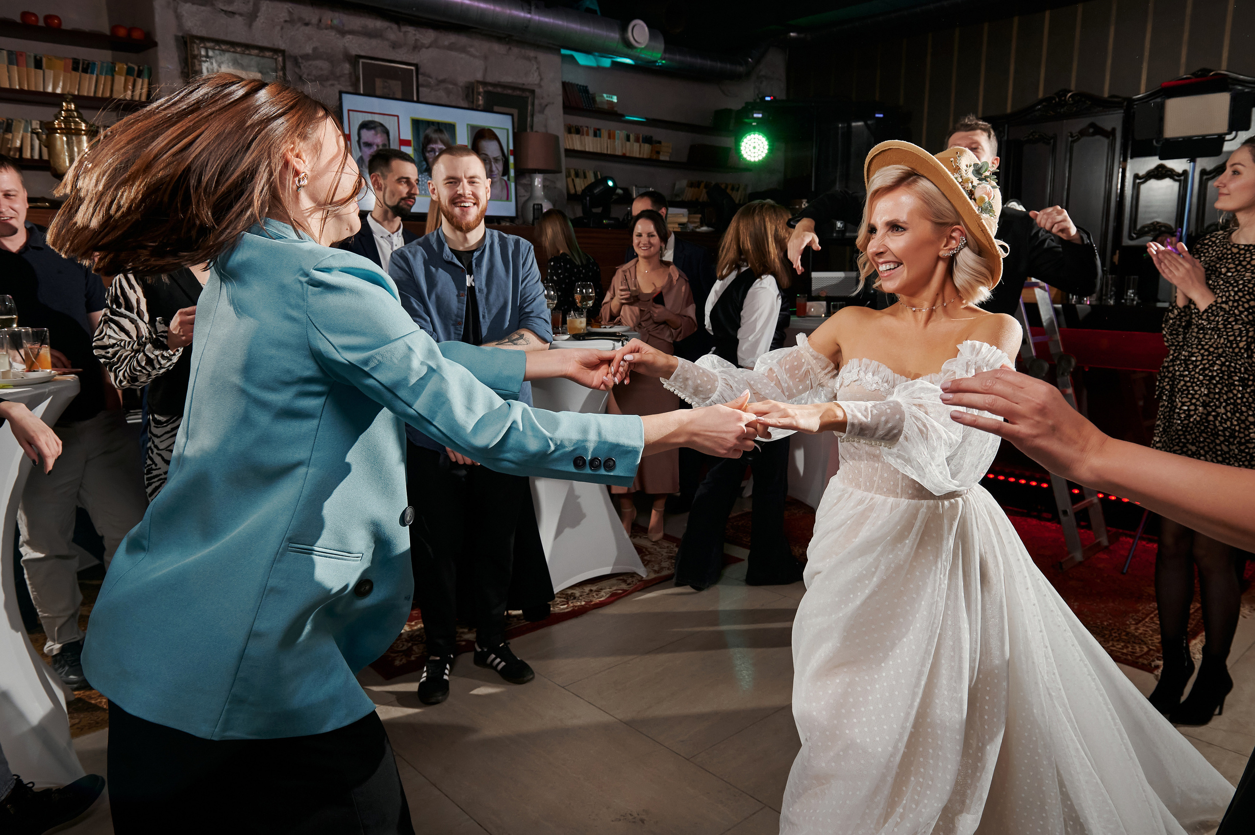 Свадебная вечеринка Влада и Наташи. Семейный и репортажный фотограф Сергей Белягиин г. Екатеринбург