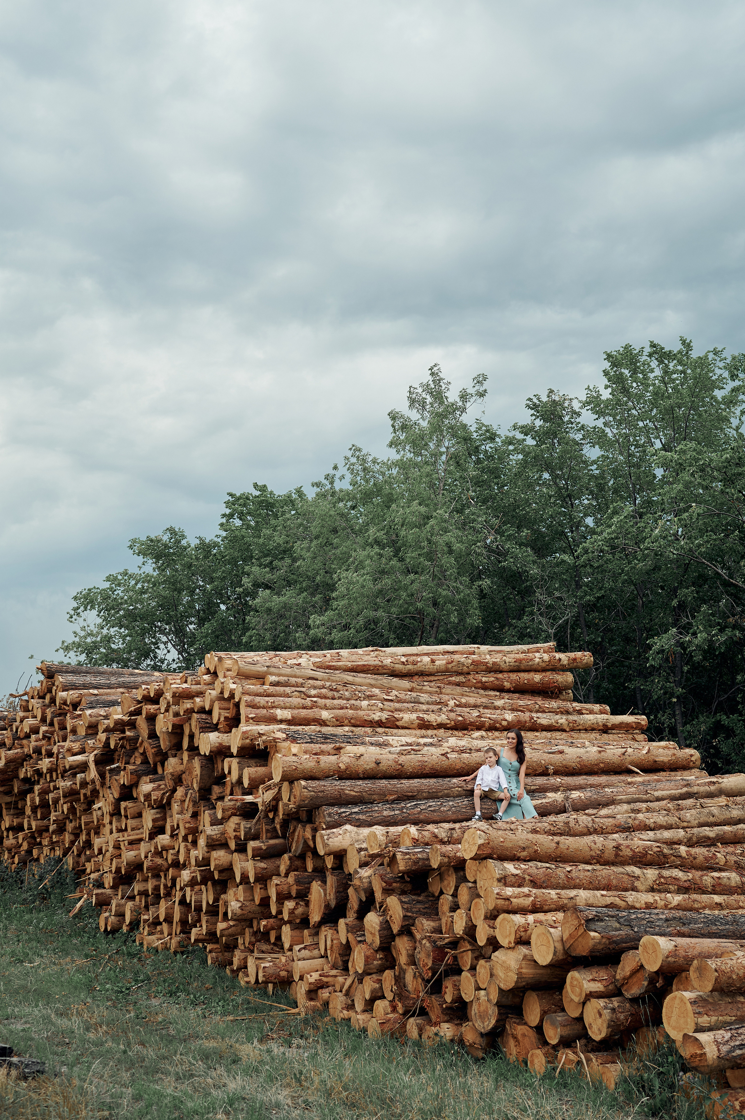Настя и Марина с детьми. Семейный и репортажный фотограф Сергей Белягиин г. Екатеринбург