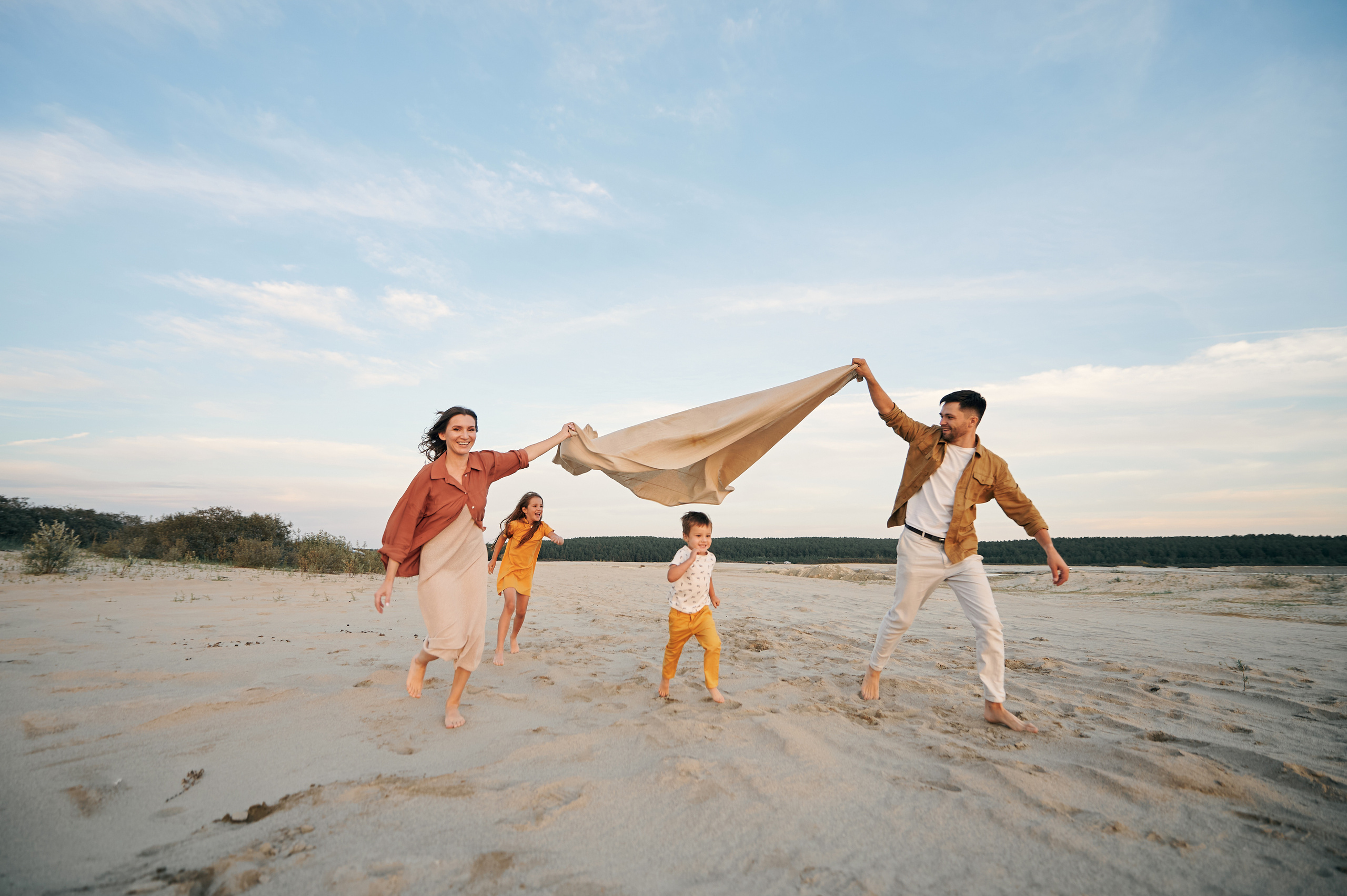 В песках. Семейный и репортажный фотограф Сергей Белягиин г. Екатеринбург