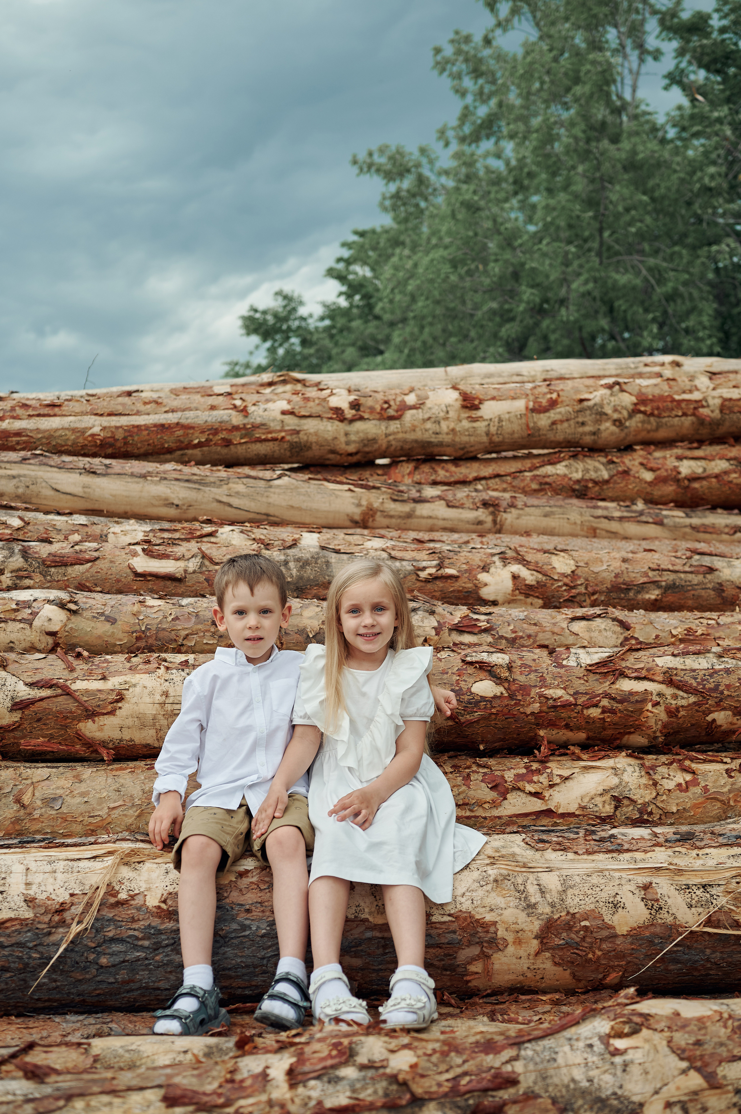 Настя и Марина с детьми. Семейный и репортажный фотограф Сергей Белягиин г. Екатеринбург