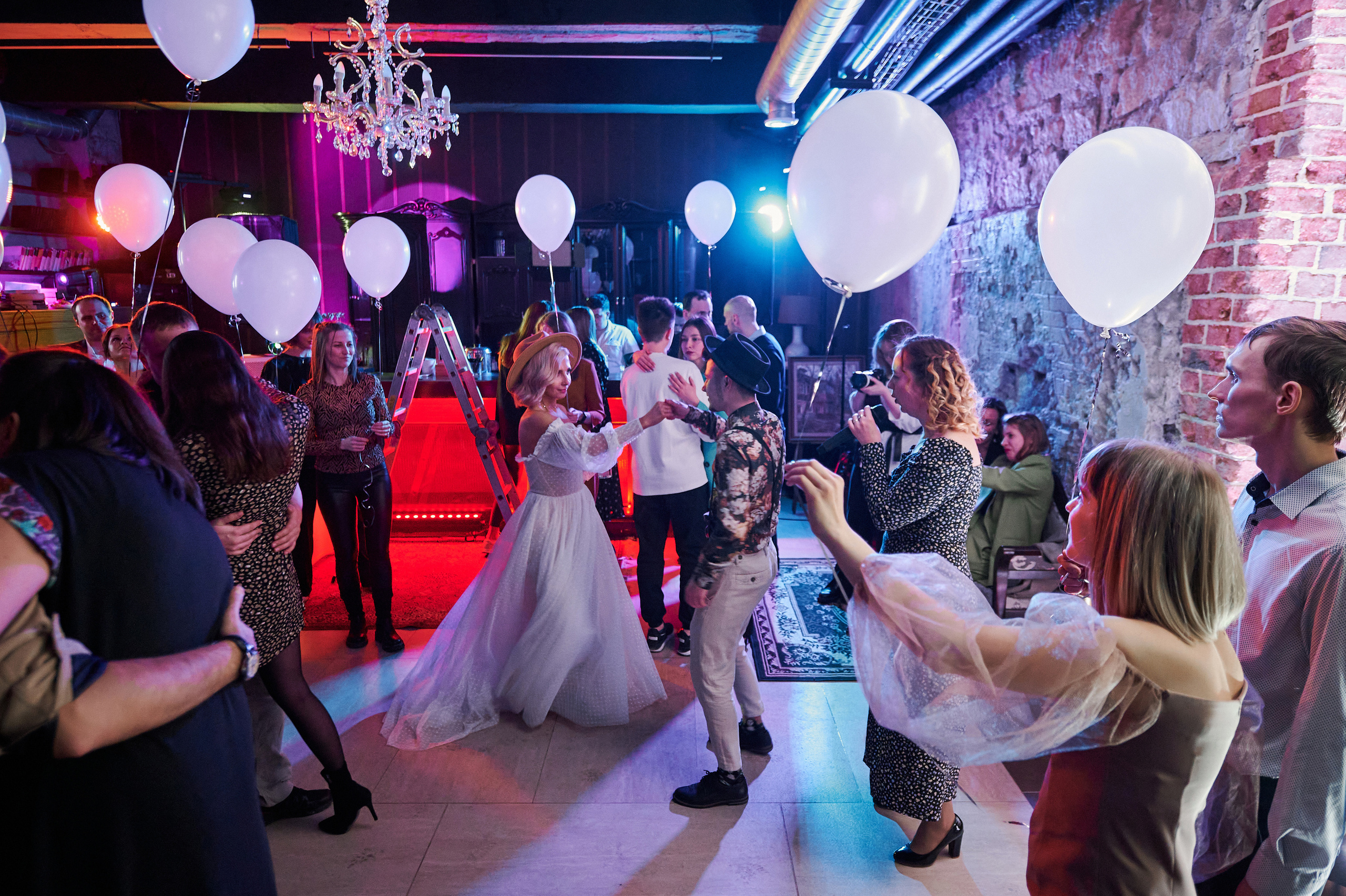 Свадебная вечеринка Влада и Наташи. Семейный и репортажный фотограф Сергей Белягиин г. Екатеринбург