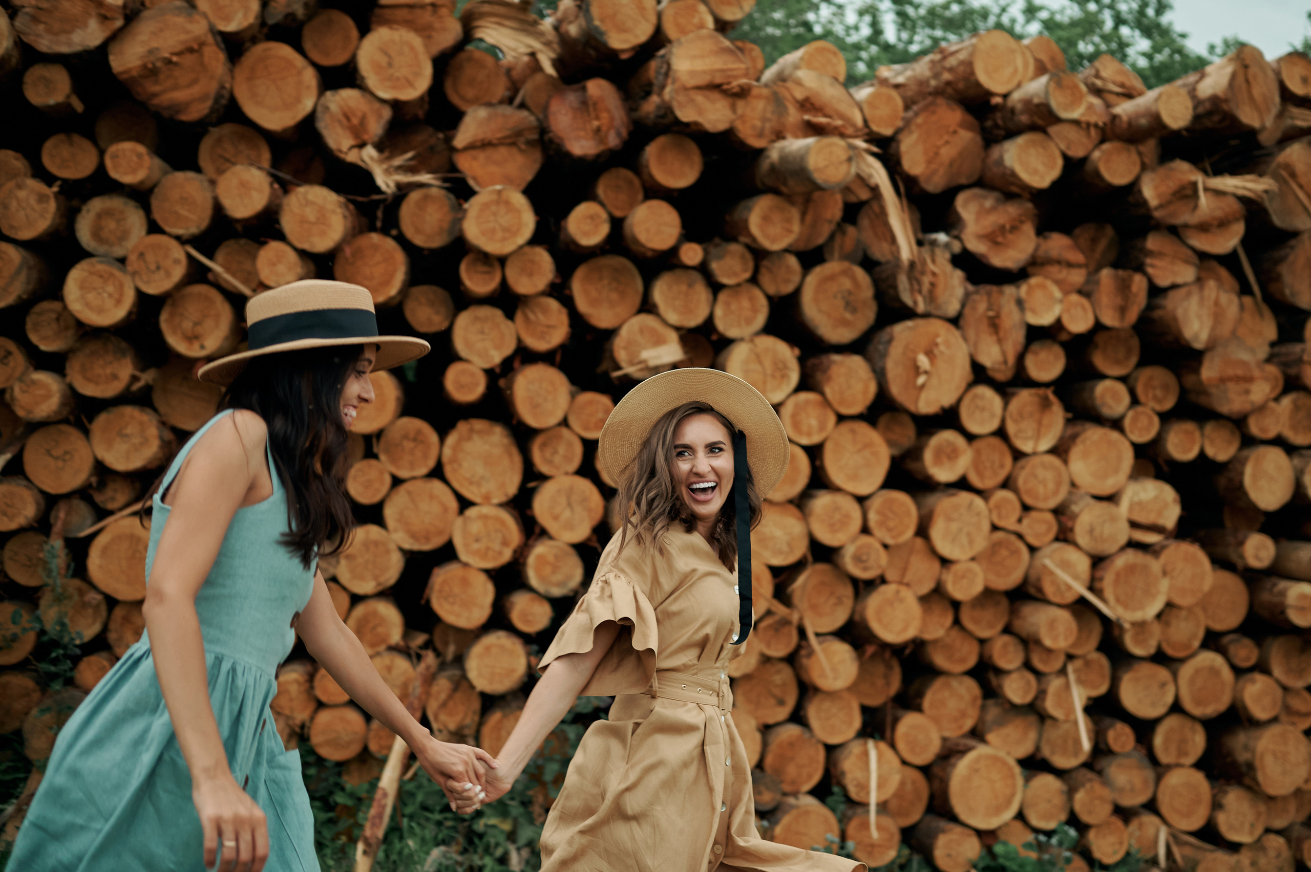 Настя и Марина с детьми. Семейный и репортажный фотограф Сергей Белягиин г. Екатеринбург