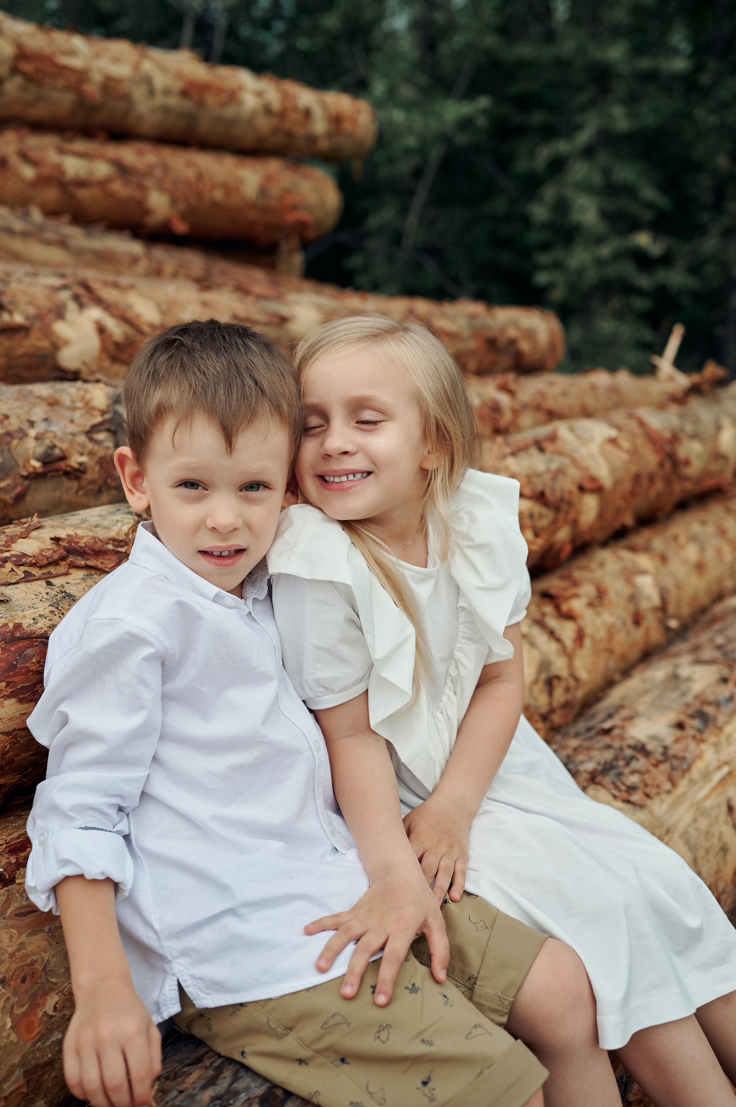 Настя и Марина с детьми. Семейный и репортажный фотограф Сергей Белягиин г. Екатеринбург