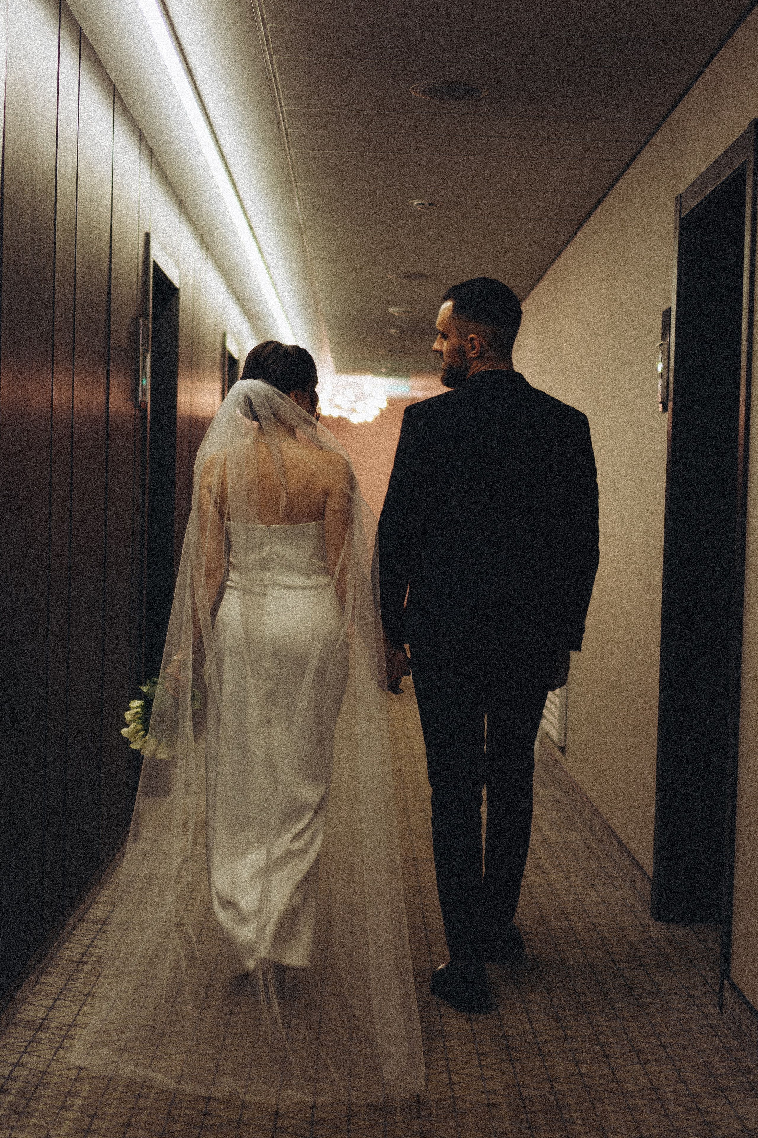 СВАДЕБНАЯ СЬЕМКА СБОРОВ ЖЕНИХА И НЕВЕСТЫ В ОТЕЛЕ И ТАКЖЕ ФОТОСЕССИИЯ В ОТЕЛЕЕ МЕГАПОЛИС БРЯНСК. Профессиональный фотограф, Санкт-Петербург — Виктория Богомолова