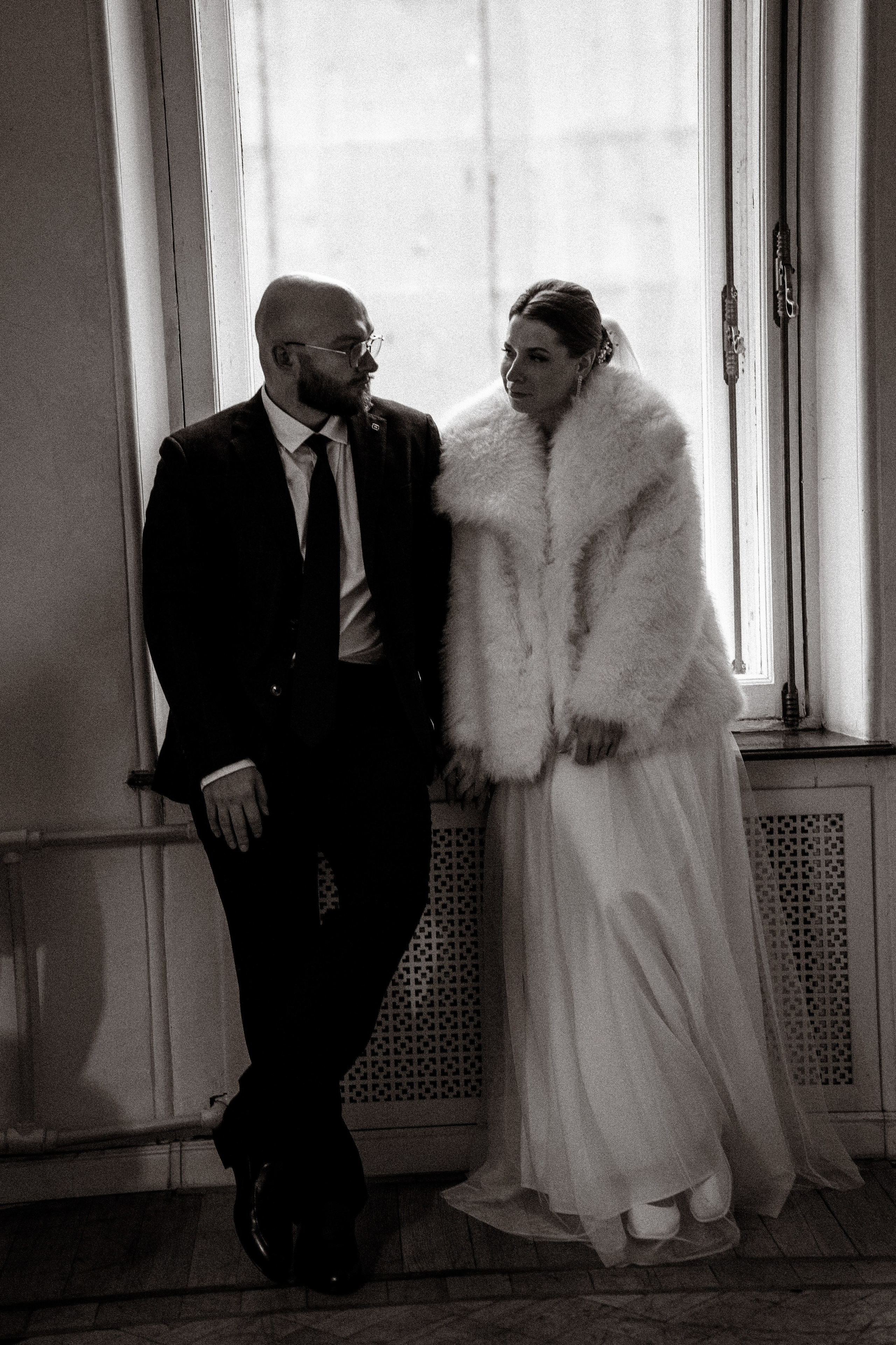 СВАДЕБНАЯ СЬЕМКА ВО ВТОРОМ ДВОРЦЕ (ДЕКАБРЬ) ТАКЖЕ СЬЕМКА В СТУДИИ НА ЧЕРНЫШЕВСКОЙ. Профессиональный фотограф, Санкт-Петербург — Виктория Богомолова