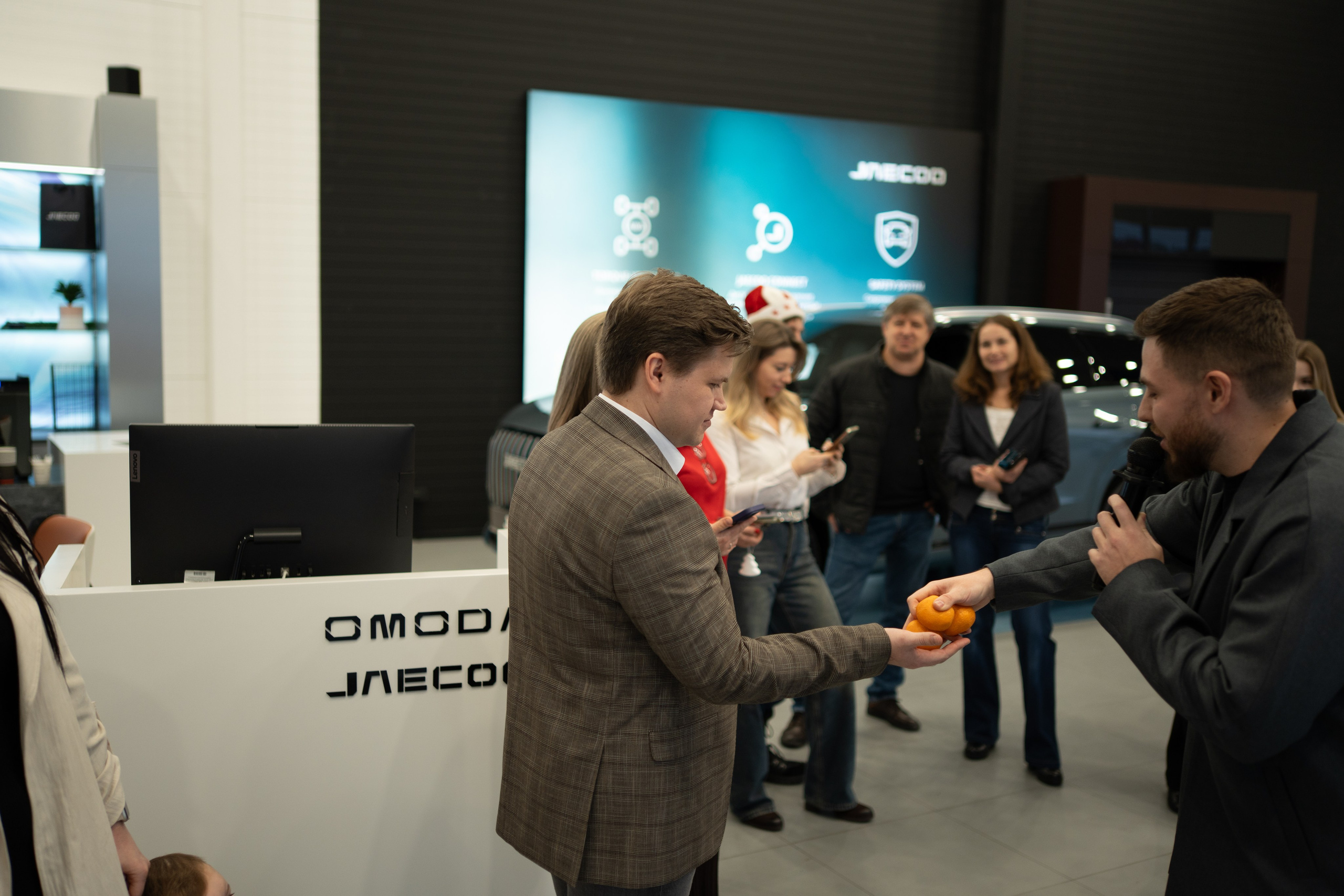 Репортаж с предновогоднего праздника в салоне OMODA. Фотограф, видеограф Пятигорск, Ставрополь, Ессентуки, Petlyakovs_photo