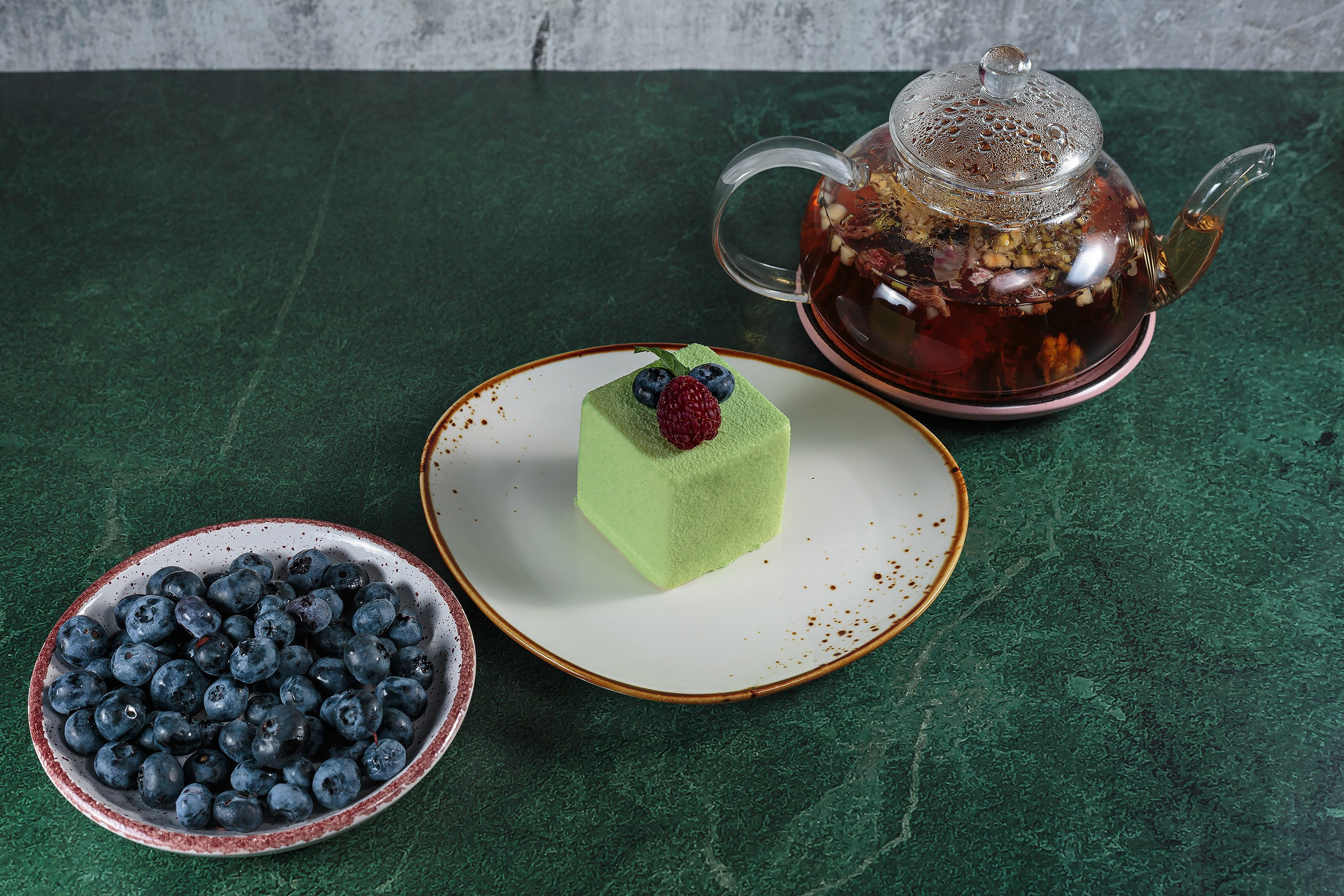 пирожное в кофейне-кондитерской Konfi