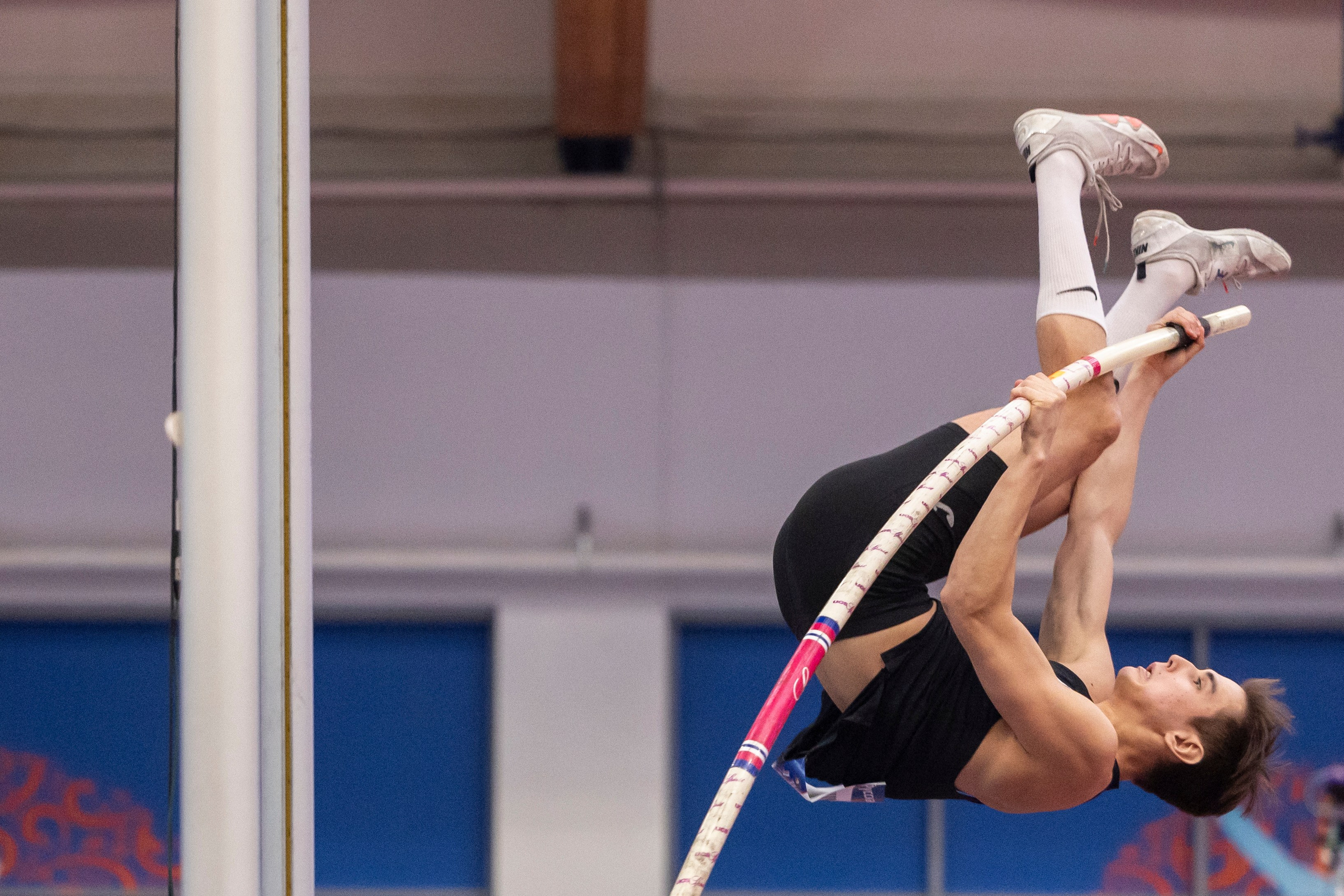 Турнир по легкой атлетике «Русская зима». Спортивный репортажный фотограф Казань Нафис Сиразетдинов