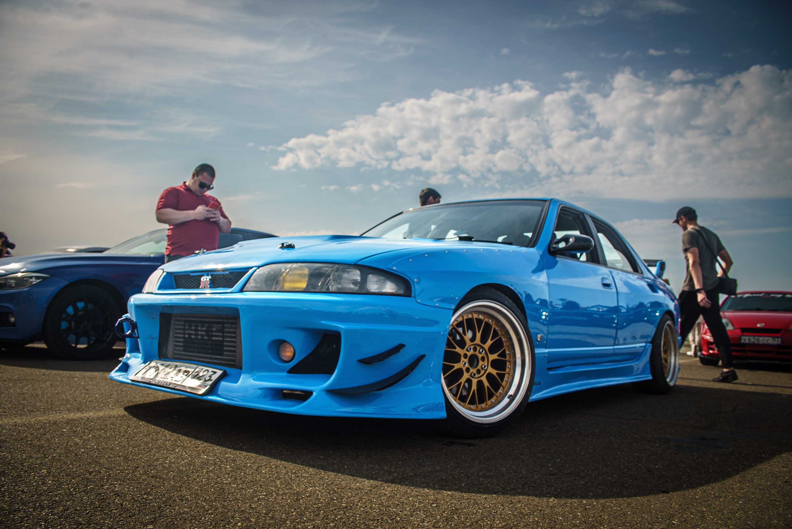 Автомобили