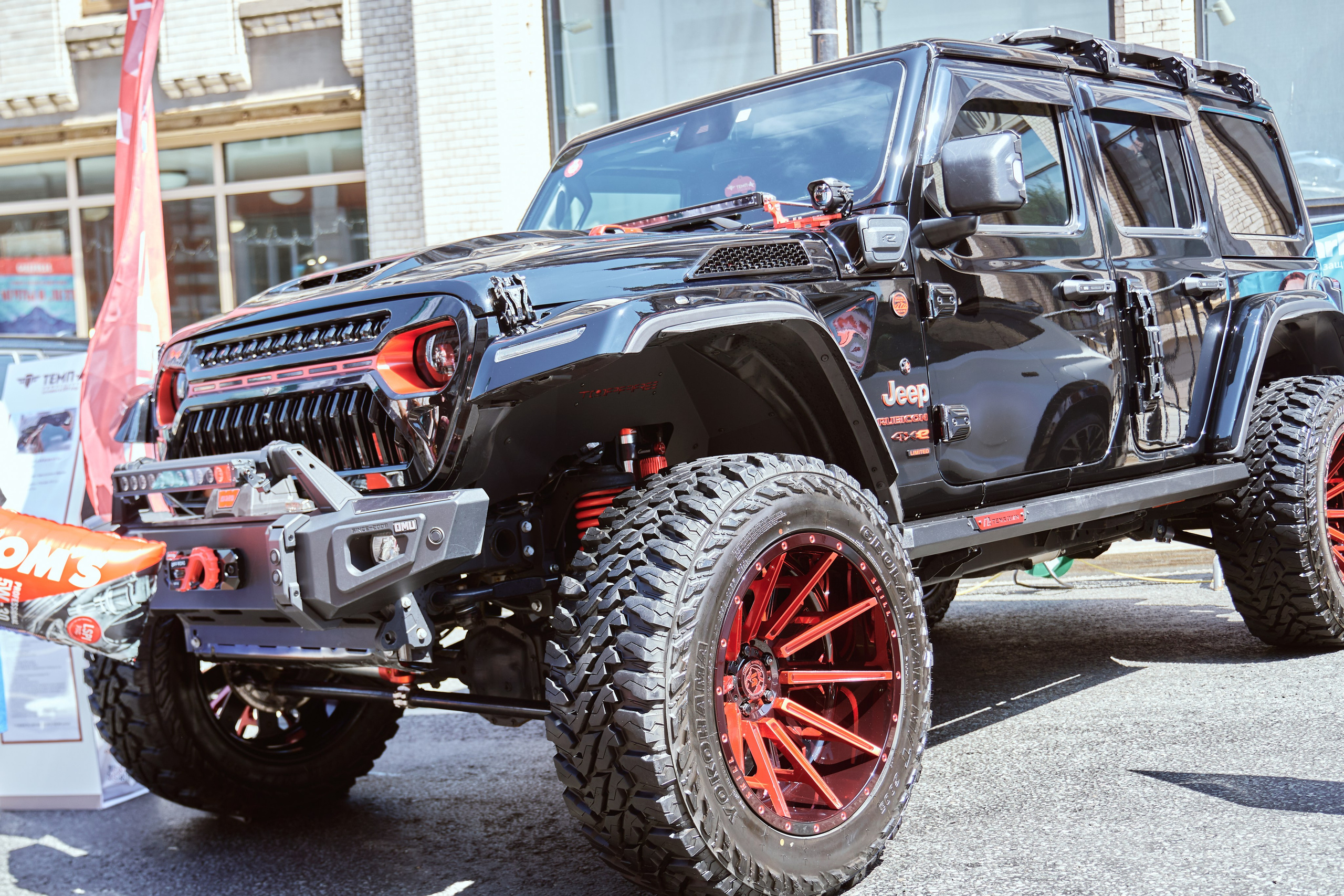 «Auto-салон 2025». Фотограф во Владивостоке