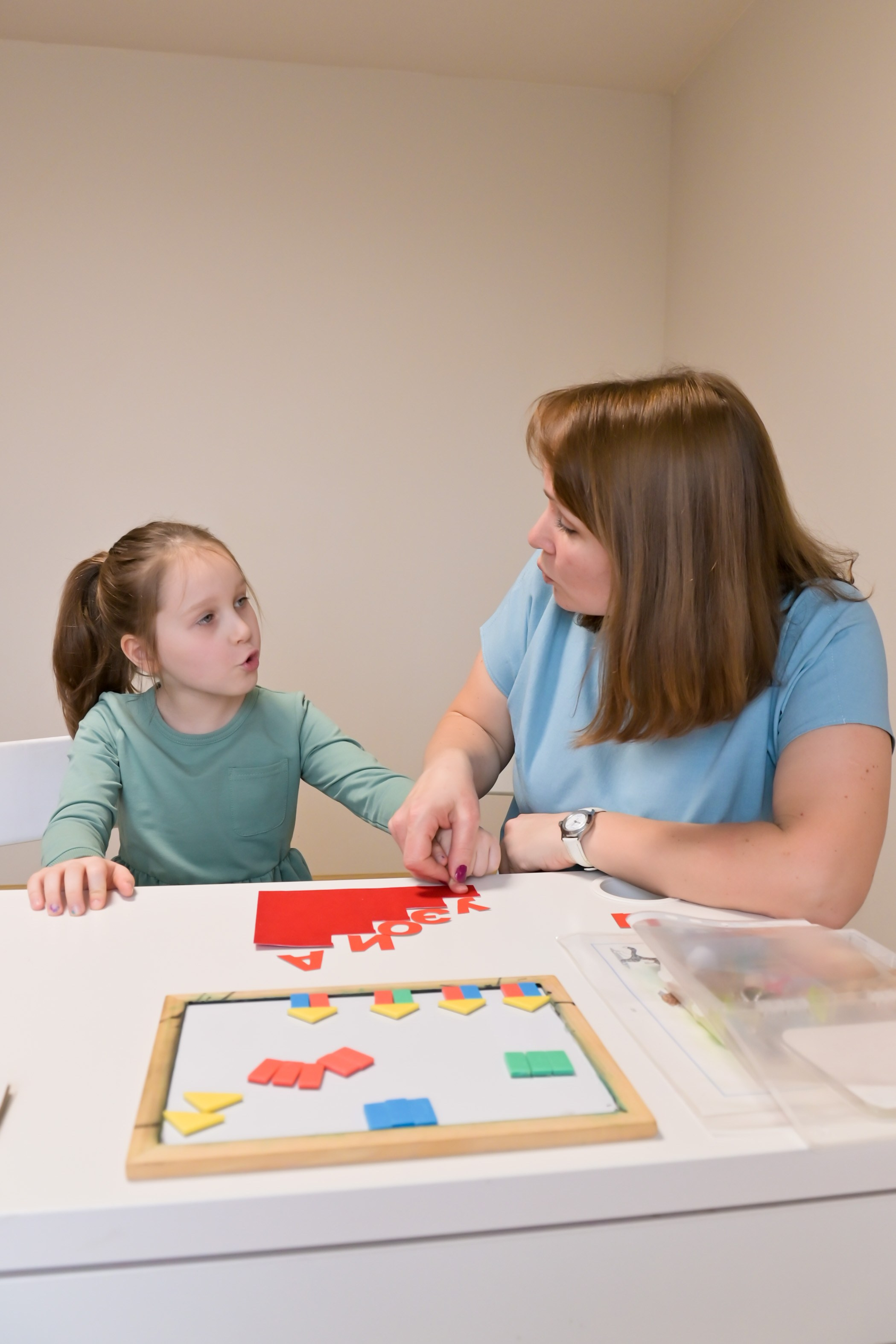 Логопед съемка для контента социальных сетей. Фотограф Белград фото для бизнеса, предметная съемка, мероприятий