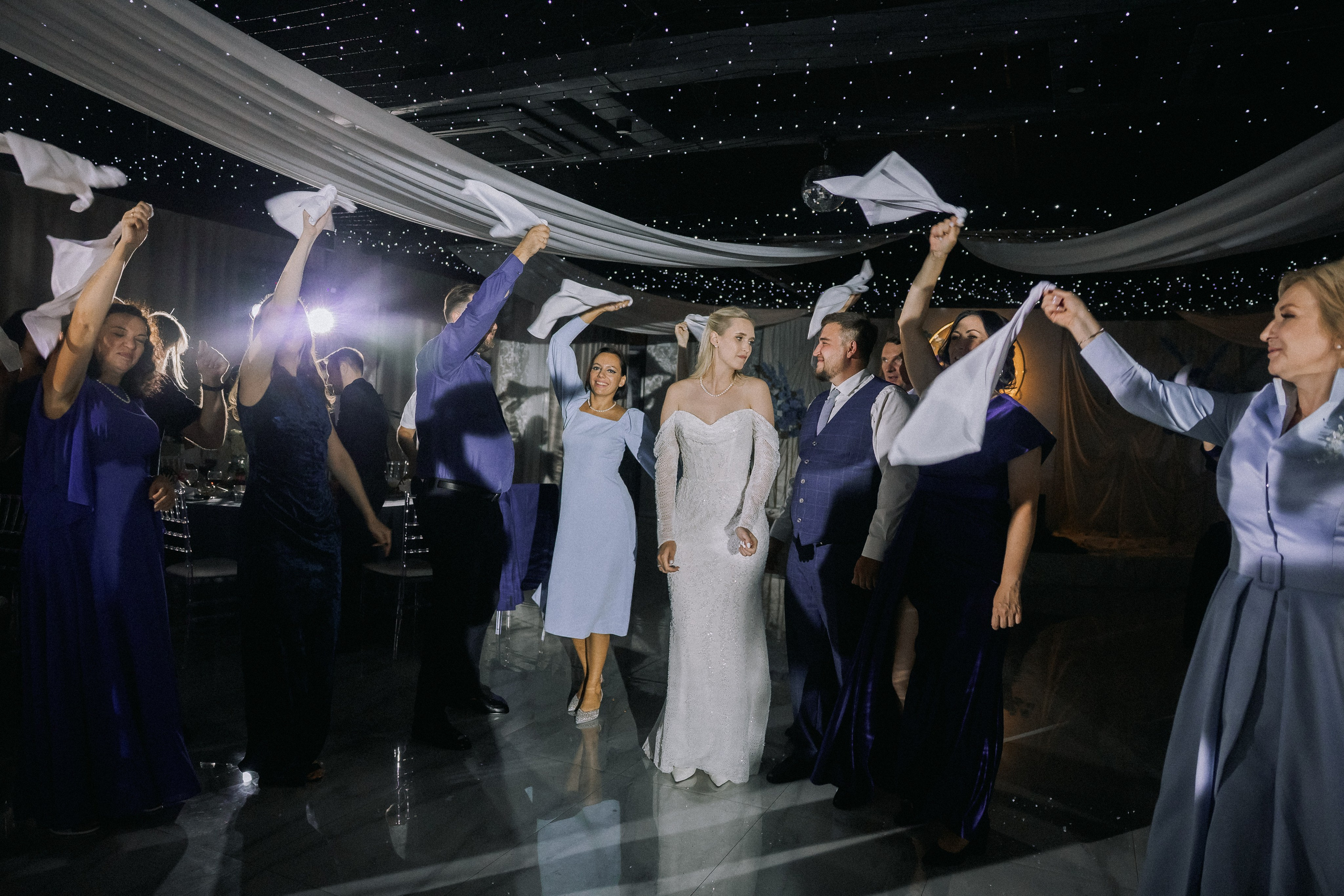 Даниил и Алина. Вечер любви. Свадебная фотография. Арина Рубах