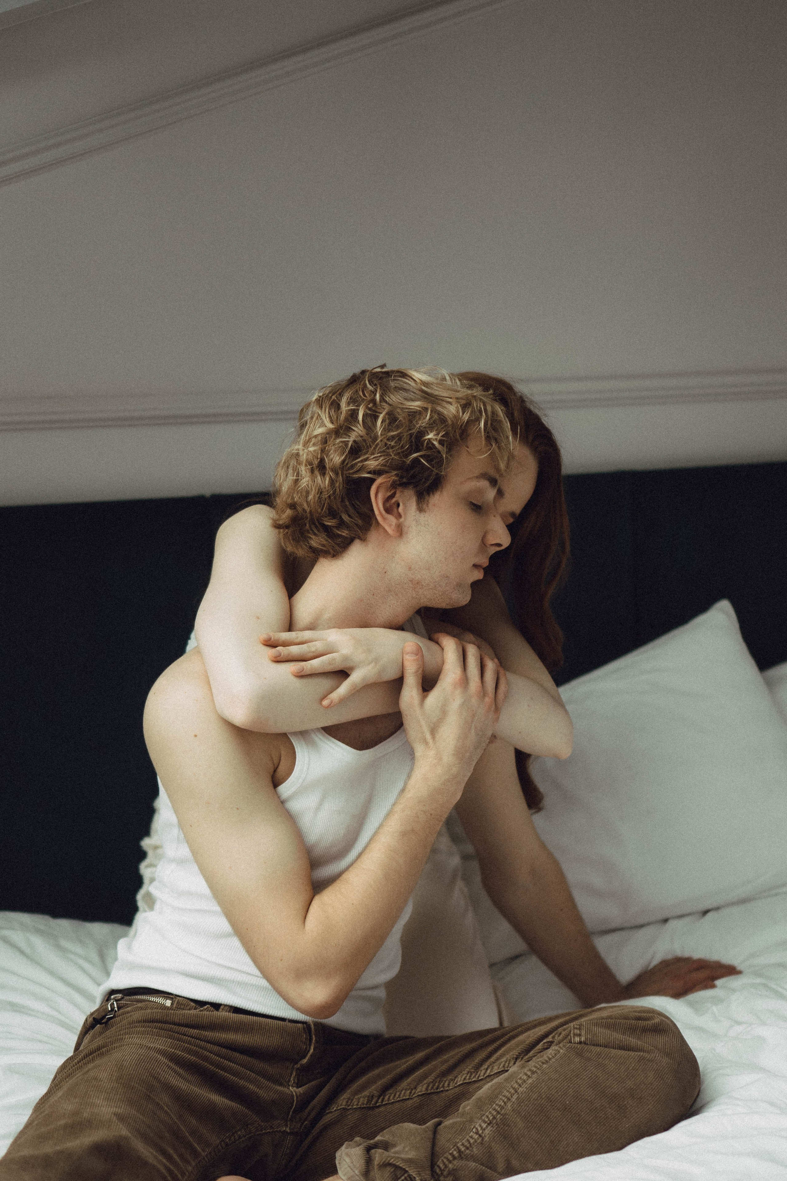 СВАДЕБНАЯ СЬЕМКА В ОТЕЛЕ. СБОРЫ ЖЕНИХА И НЕВЕСТЫ И ТАКЖЕ ТОР И ПОДГОТОВКА К ПРОГУЛКЕ. Профессиональный фотограф, Санкт-Петербург — Виктория Богомолова