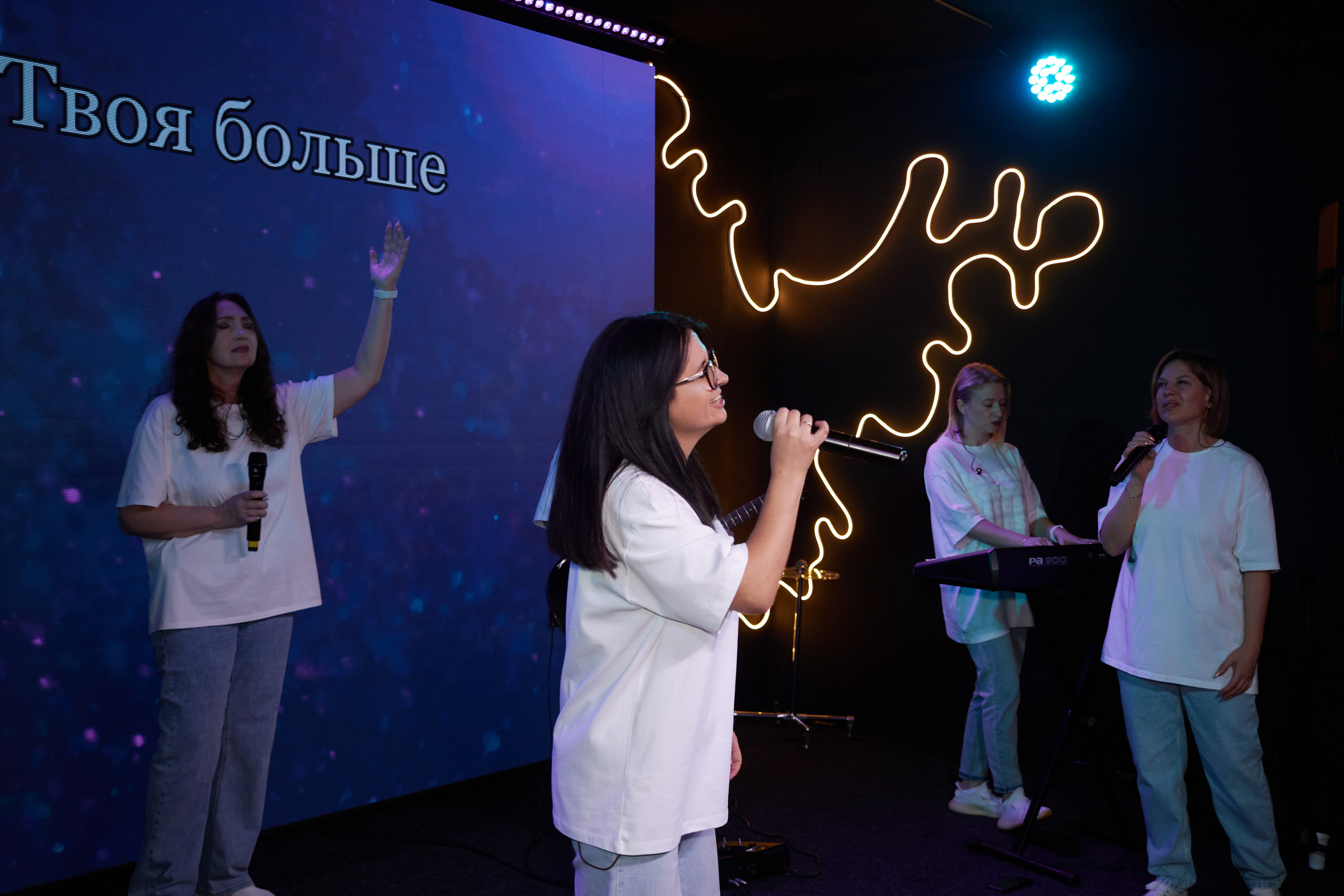 Церковь «Завет». Фотограф из Первоуральска Роман Заиченко