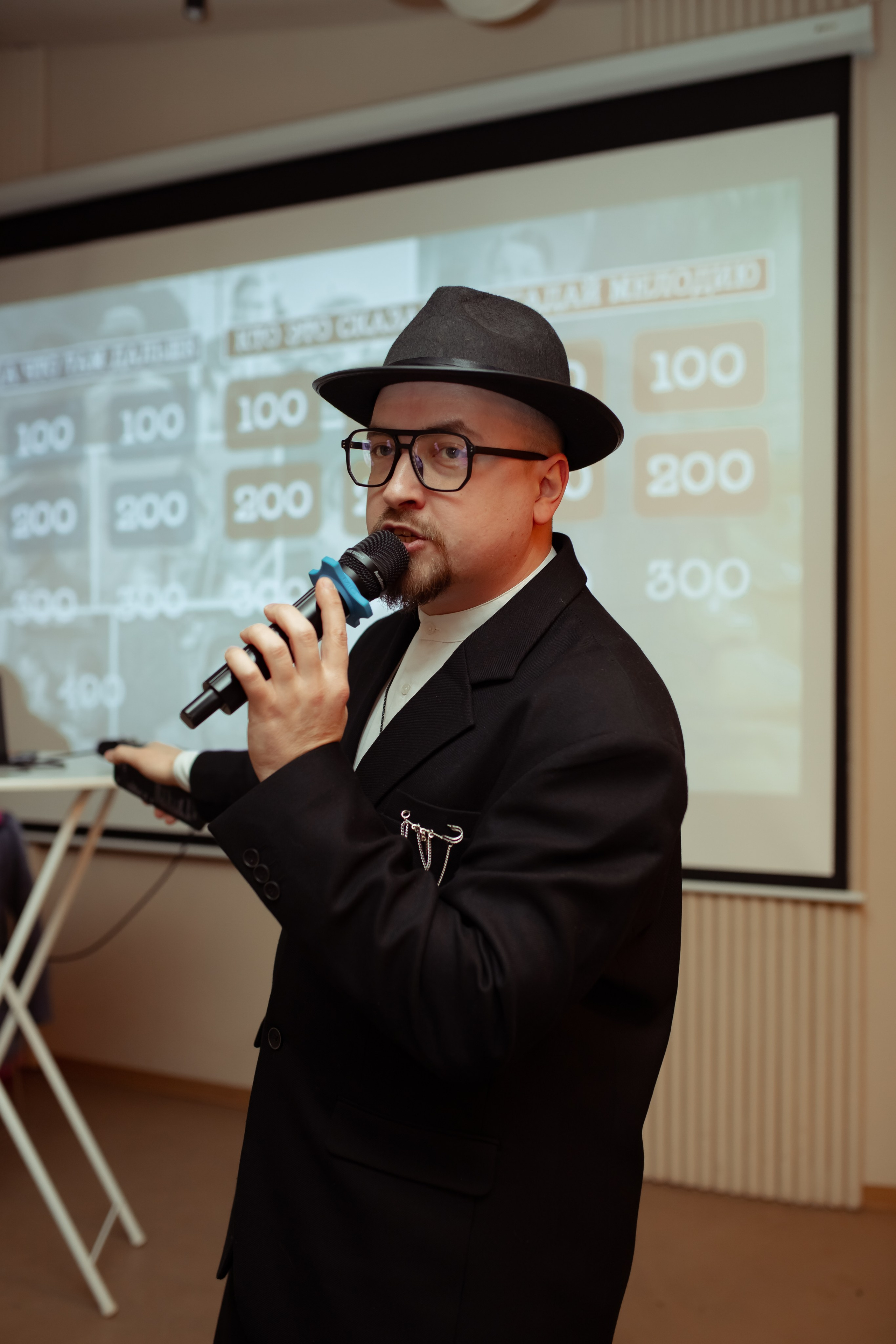 Юбилей Анны в стиле Гайдая. Семейный и детский фотограф в Москве Дорогова Екатерина