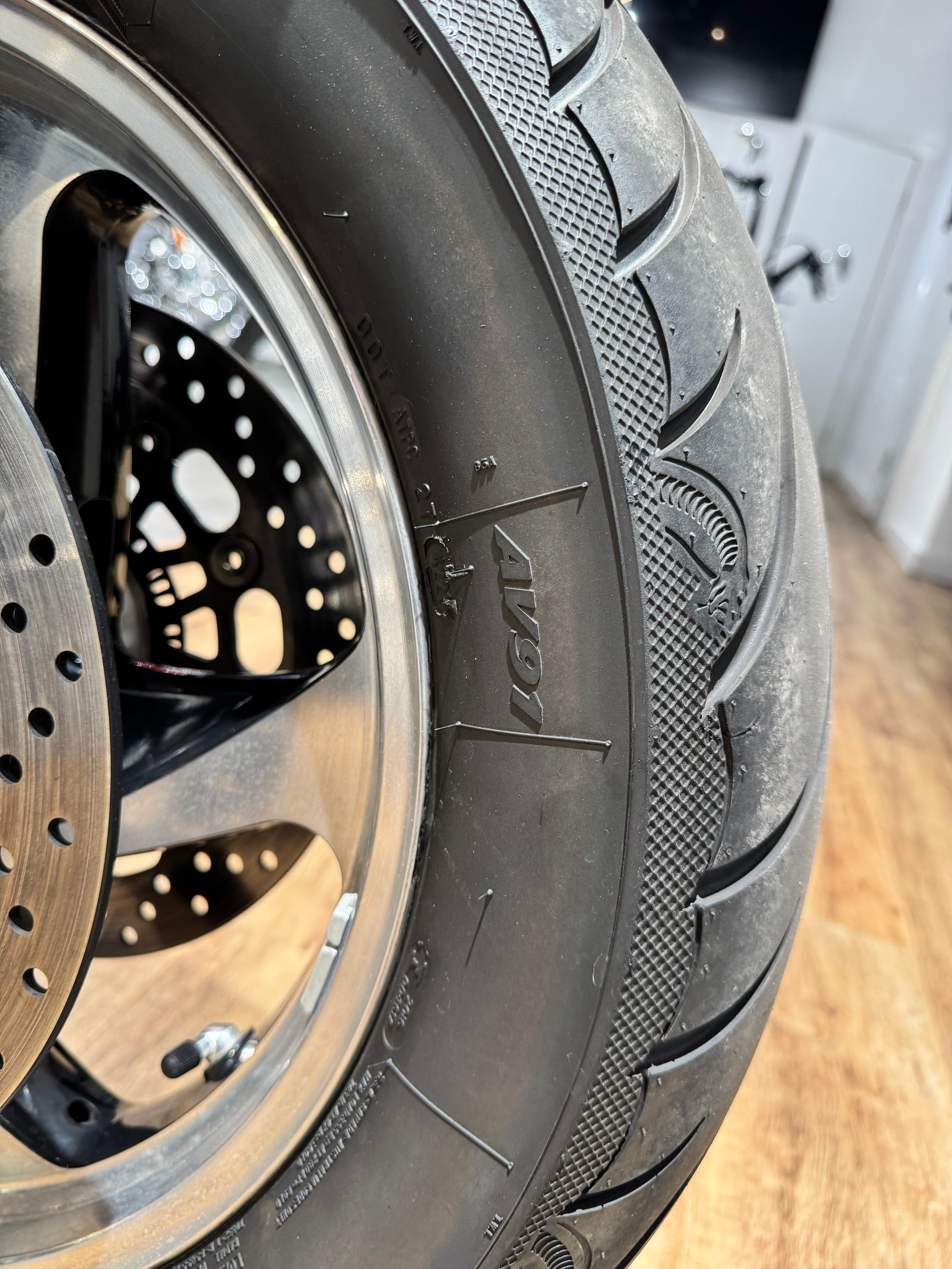 Harley Davidson 2017 Rocket III Roadster — купить мотоцикл. Hello Davidson, Москва. Только хорошие мотоциклы…