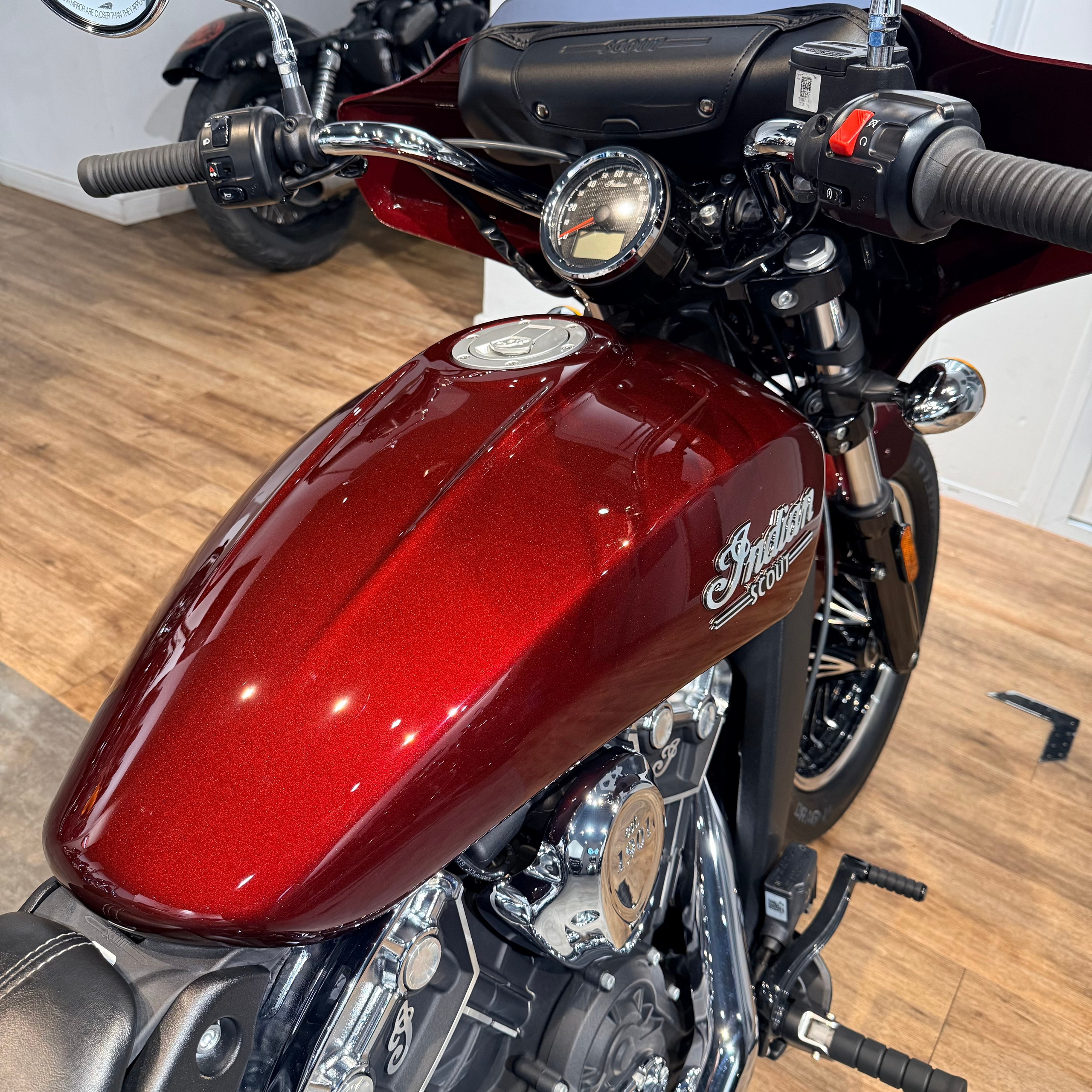 2022 INDIAN Scout Touring Maroon Metallic (VIN *56KM*0101). Hello Davidson, Москва. Только хорошие мотоциклы…