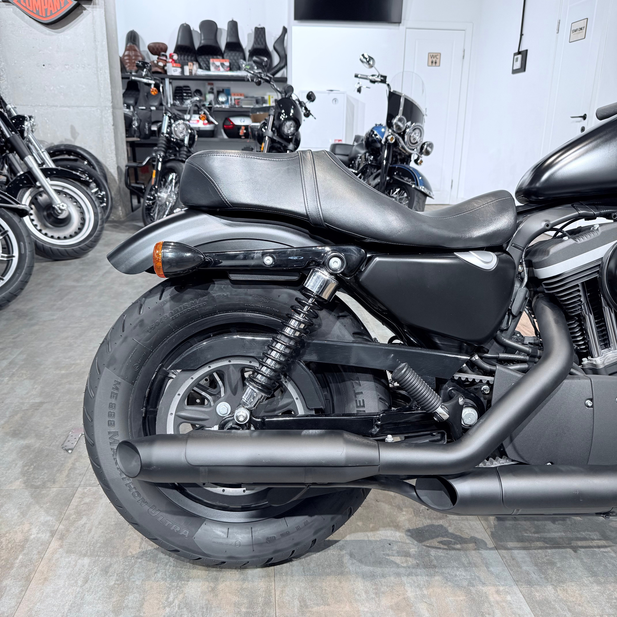 Купить Harley-Davidson 2013 Sportster Forty-Еight 883 (Softail/Dyna) — подробнее на сайте. Hello Davidson, Москва. Только хорошие мотоц