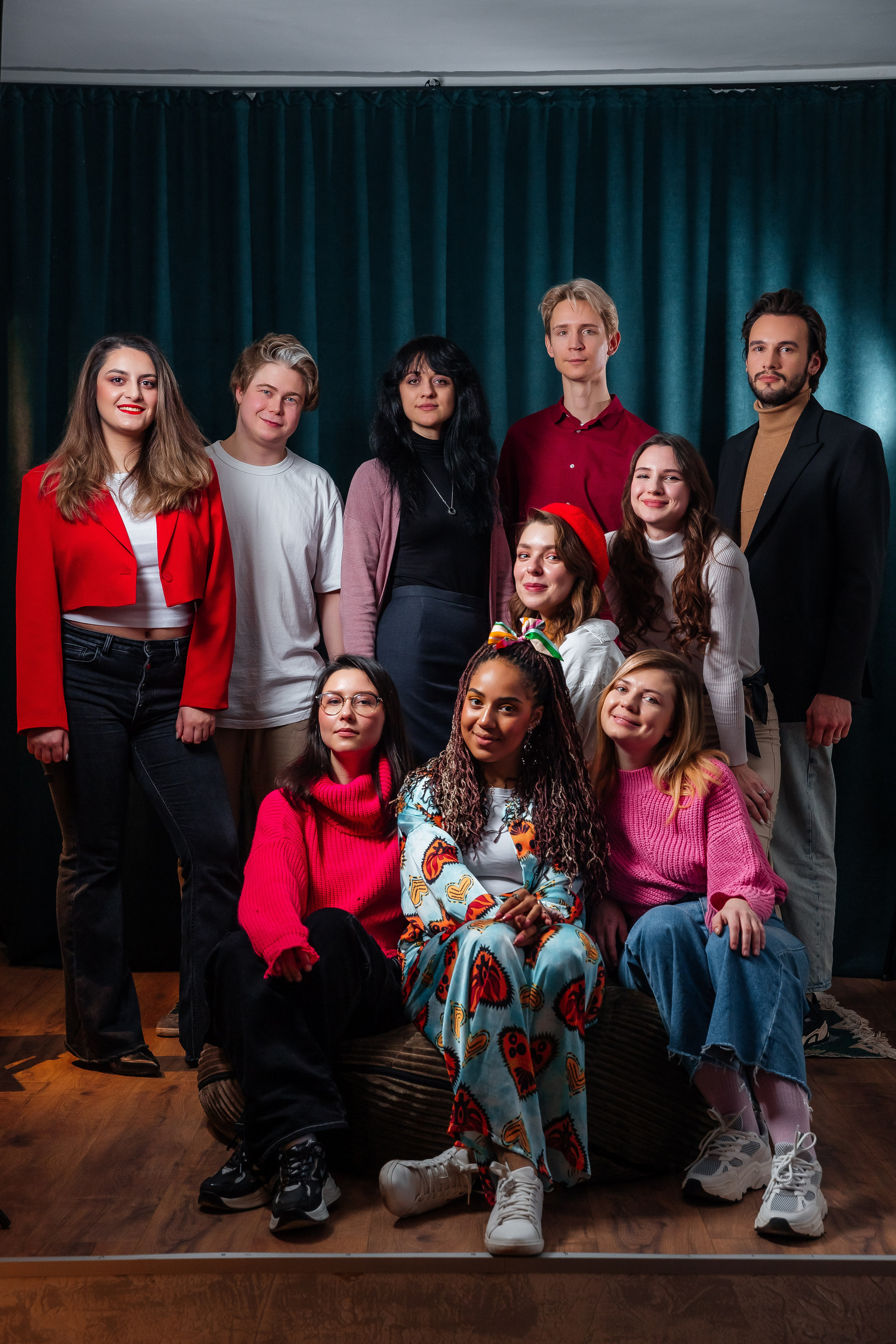 Портретная съёмка специалистов пространства Easy art