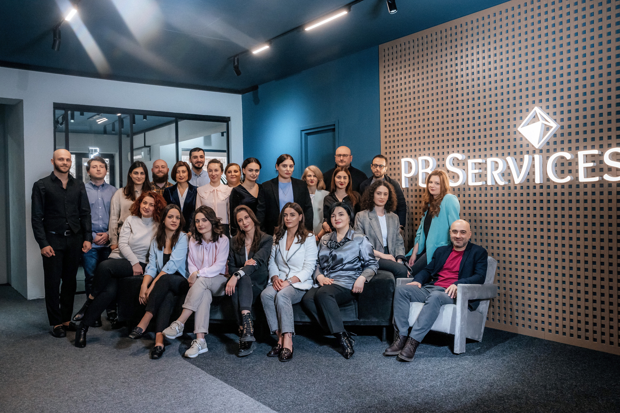 Фотосессия для команды консалтинг агенства. Свадебный фотограф Грузия Тбилиси