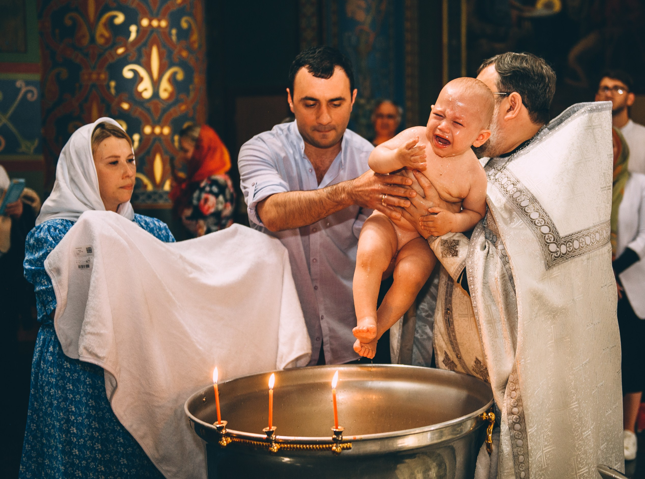 Крещение в храме Нерукотворного Образа Христа Спасителя. Свадебный и семейный фотограф София Невская