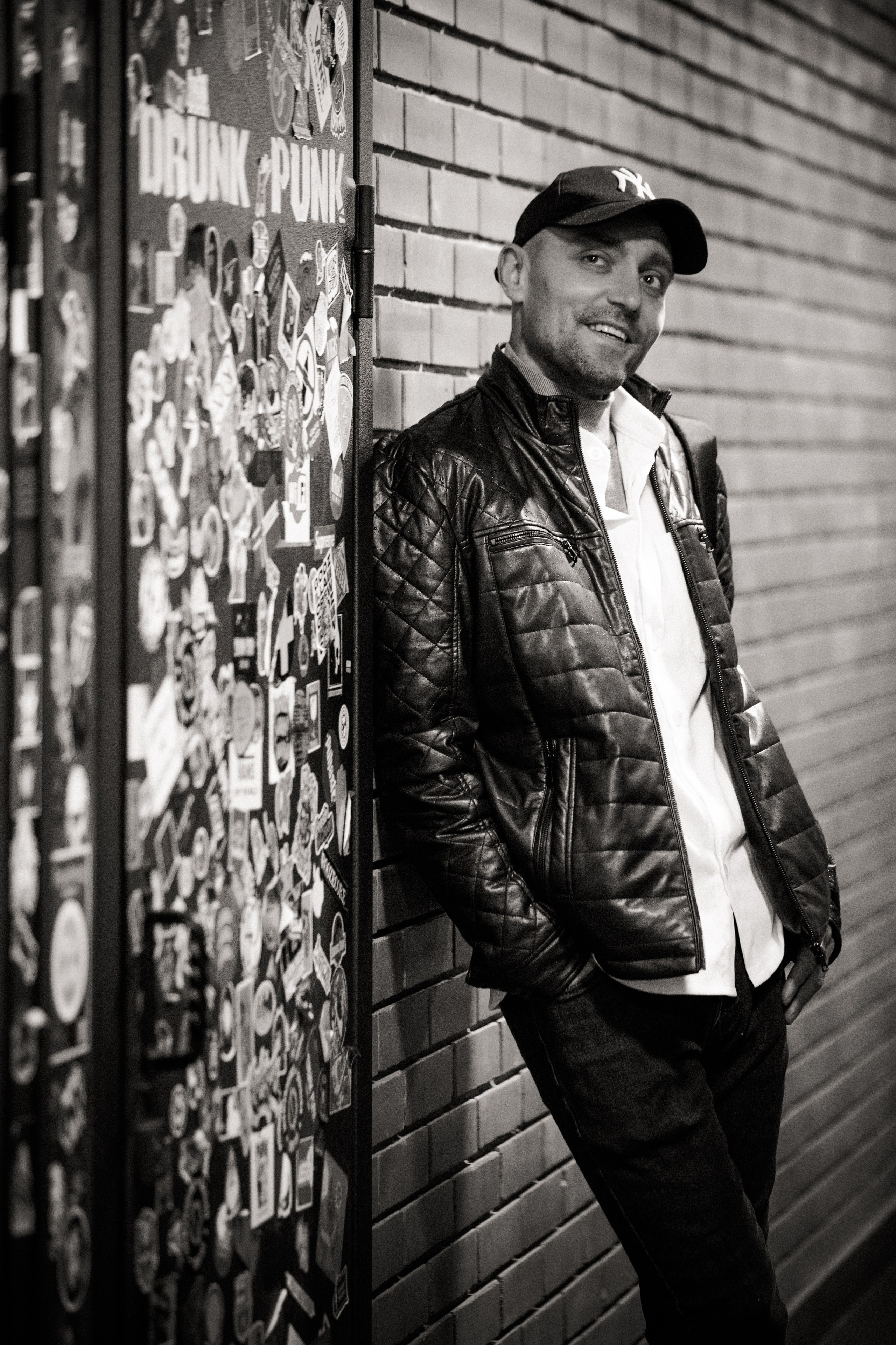 Мужская фотосессия на улице. Свадебный и семейный фотограф в Москве и Подмосковье Лариса Козлова