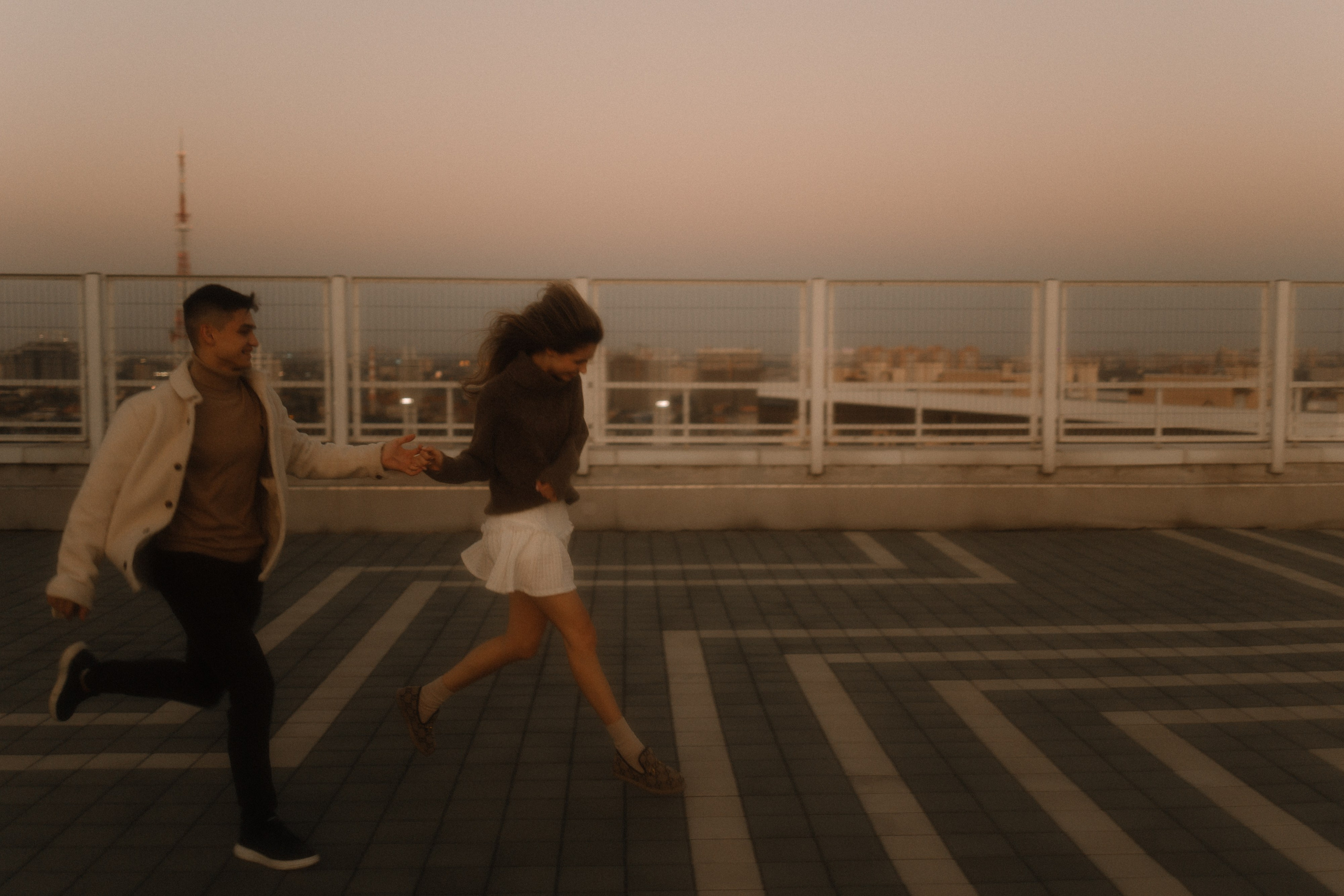 Никита и Лера. Крыша. Семейный фотограф в Краснодаре Храмова Анна