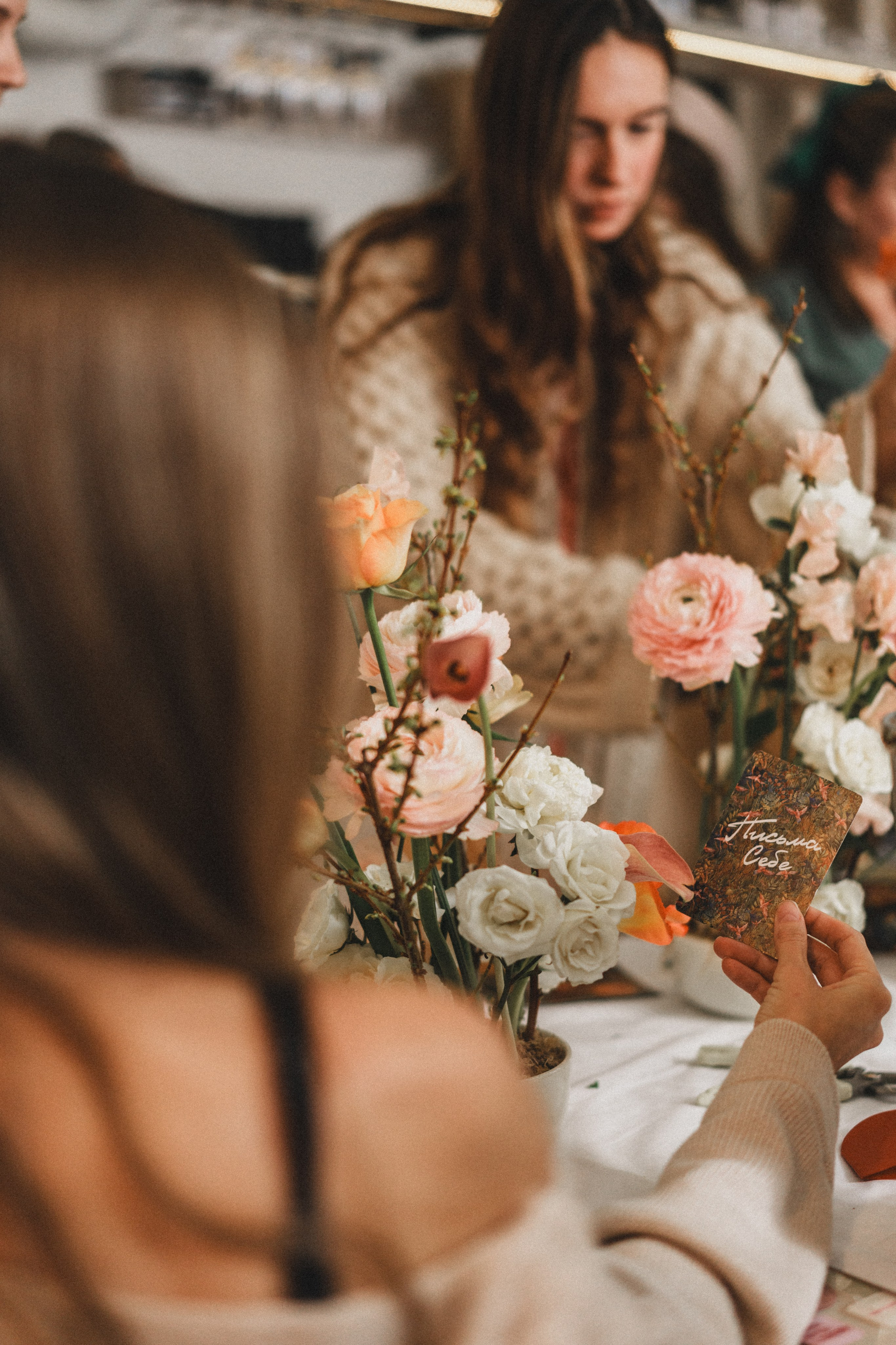 OCHEN' — цветочная встреча 14 февраля. Семейный и детский фотограф и видеограф в Москве, Серпухове и Тарусе Валерия Сорокина