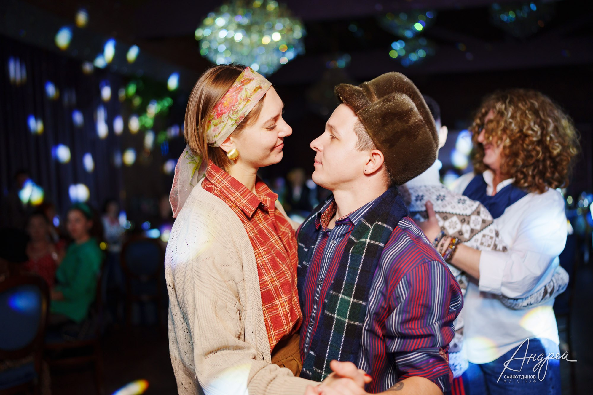 Корпоратив компании «Суши Даром». Тема праздника «Коммунальная квартира». Свадебный и семейный фотограф в Ростове-на-Дону. Андрей Сайфутдинов