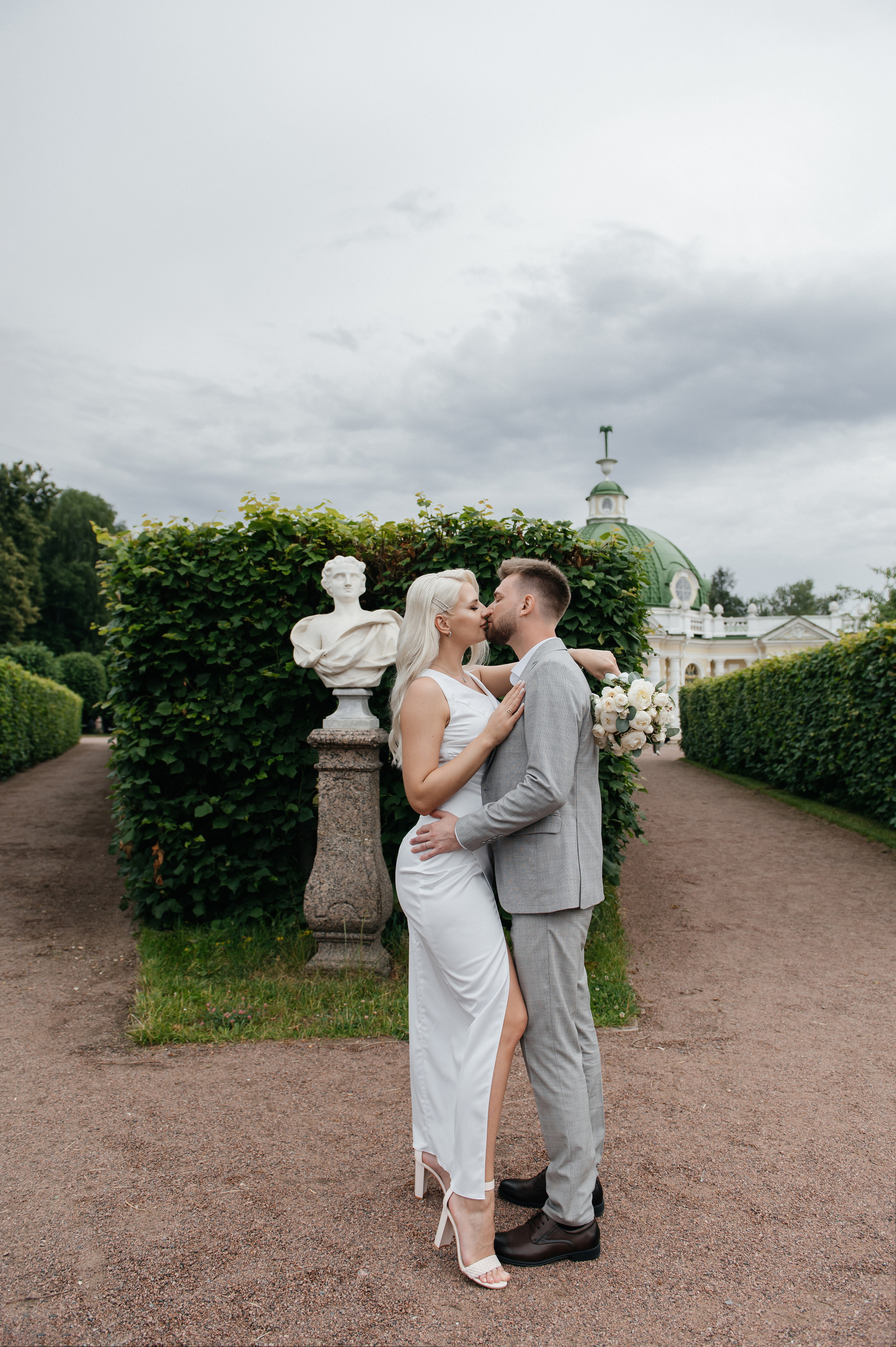 Роспись в Кусково. Антон и Олеся. Семейный и свадебный фотограф в Москве Татьяна Николаева