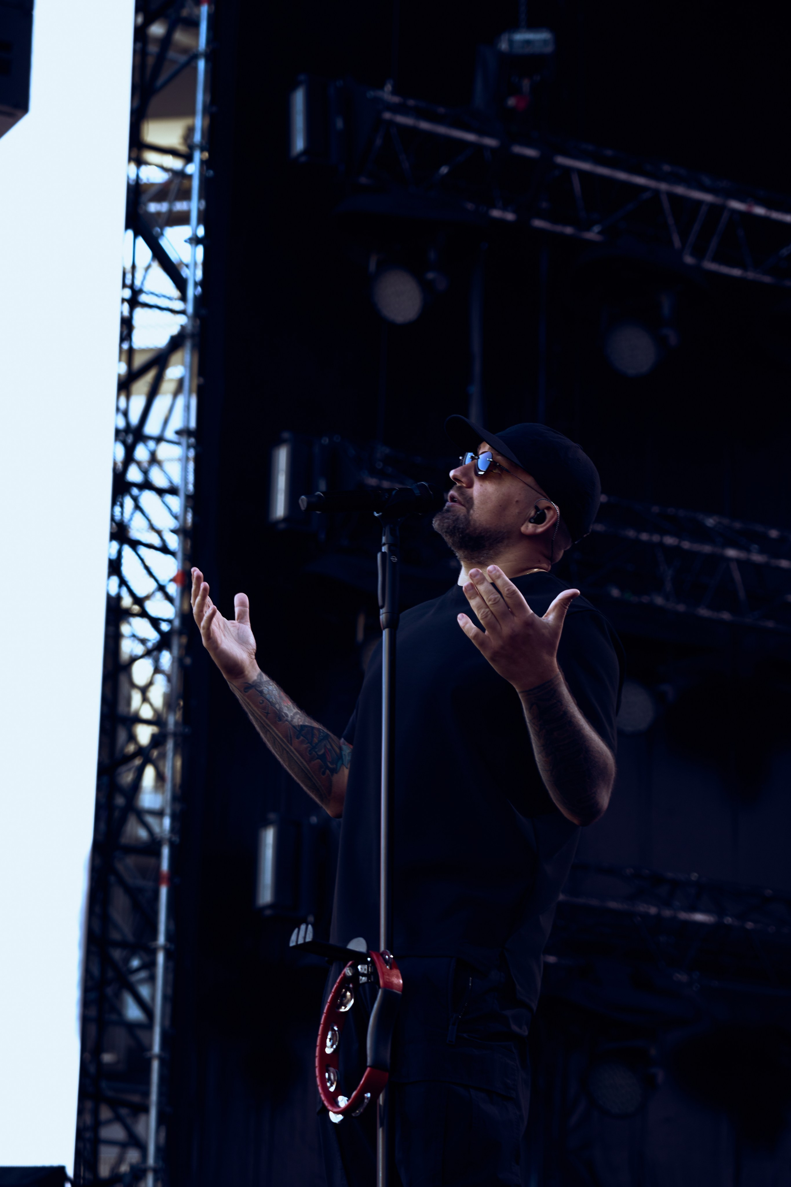 Баста Екатеринбург Арена. Репортажный фотограф мероприятий и концертов в Екатеринбурге