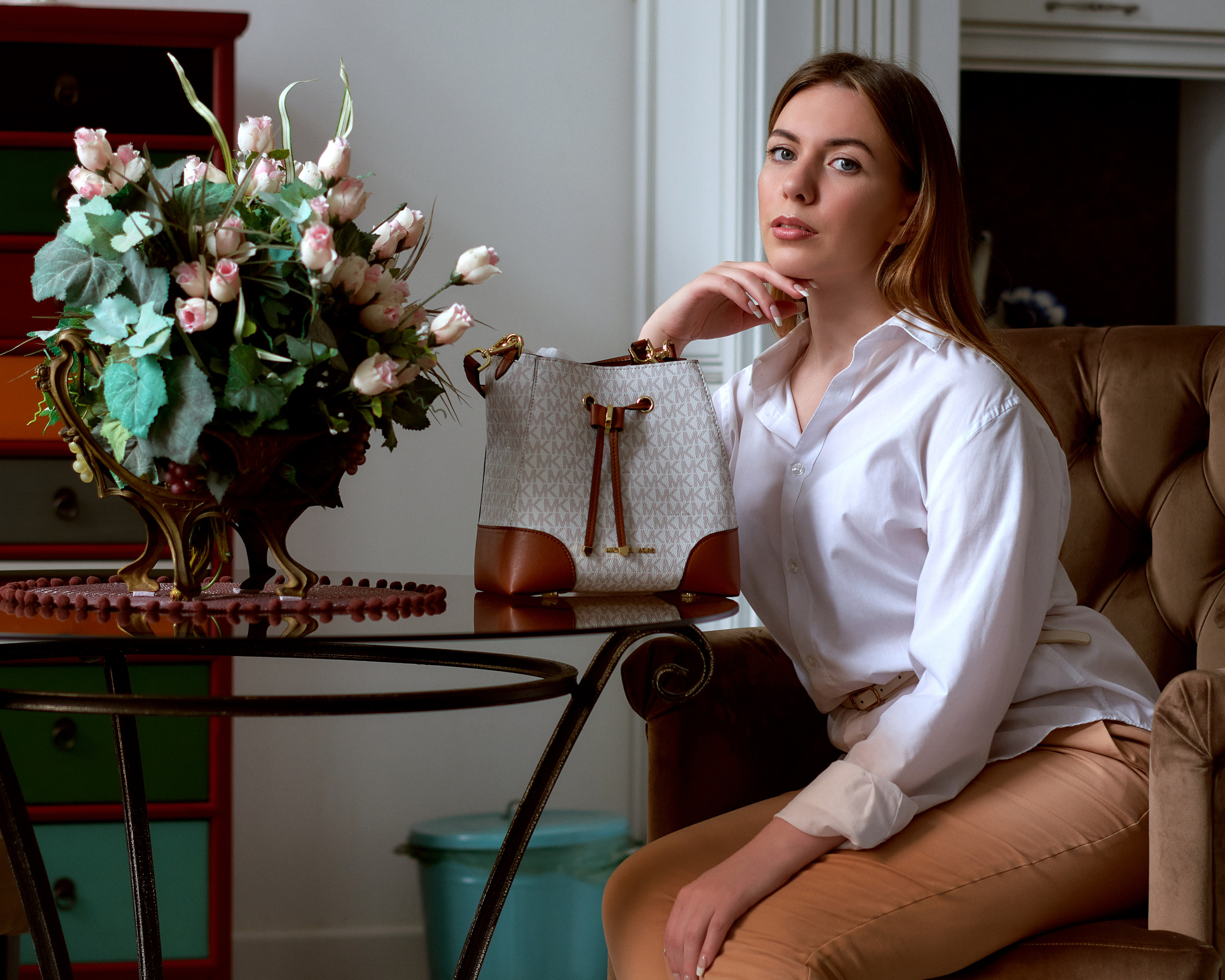 Фотосессия в студии с интерьером