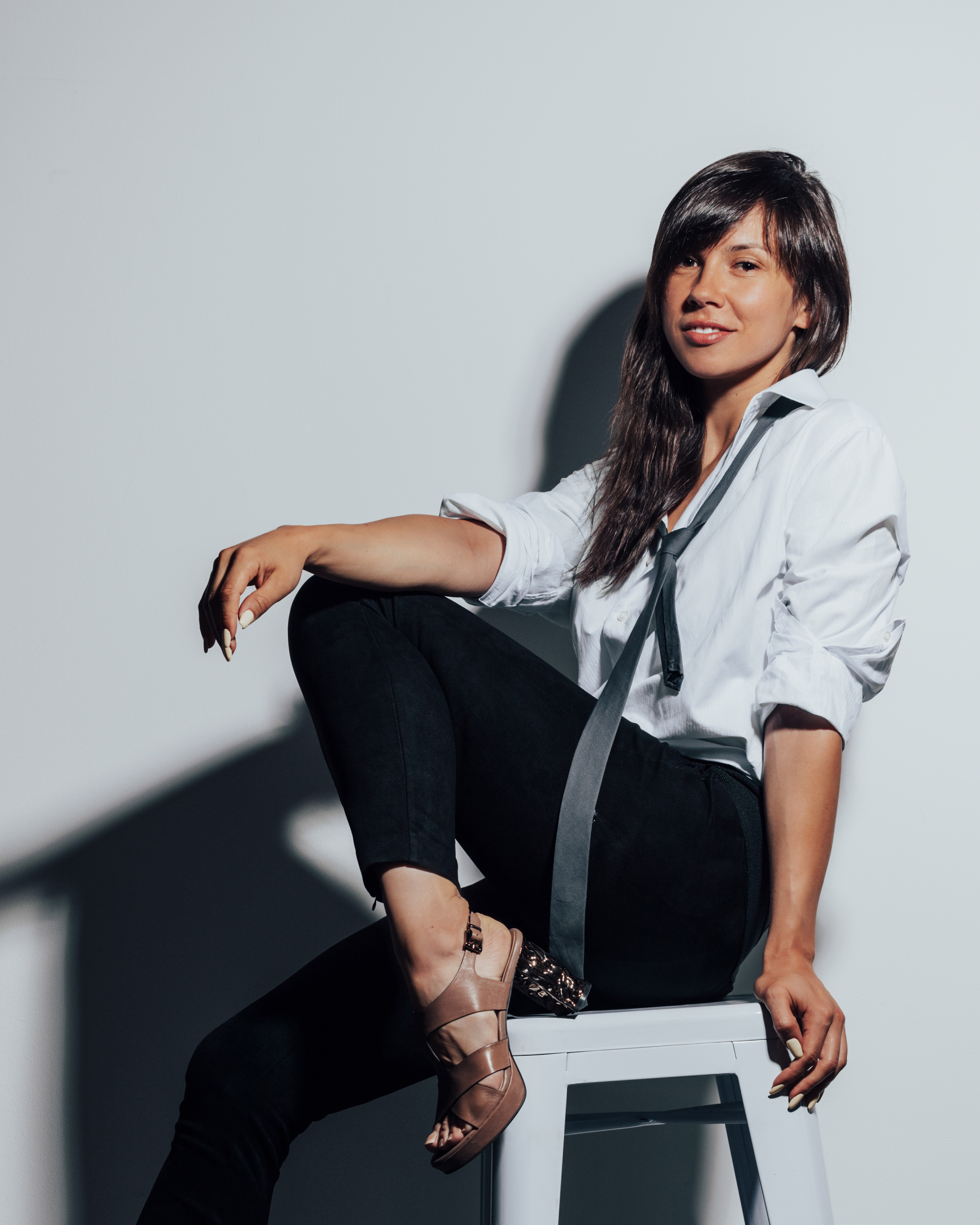 Фотосессия в студии с фоном в СПб