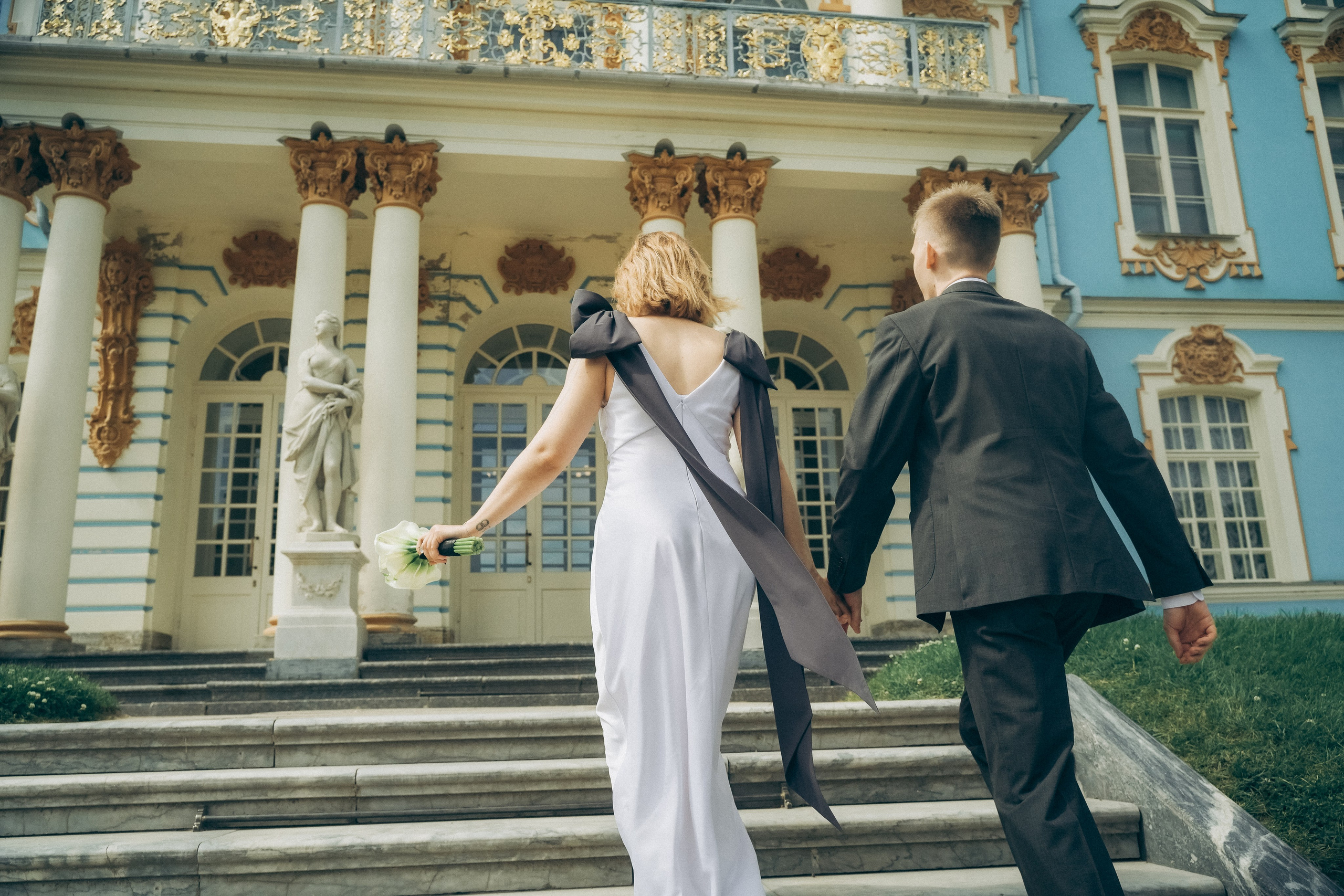 Свадебная прогулка в Пушкине. Фотограф СПб Александр Шведов: Свадьбы, фотопрогулки, портфолио, фотопроекты