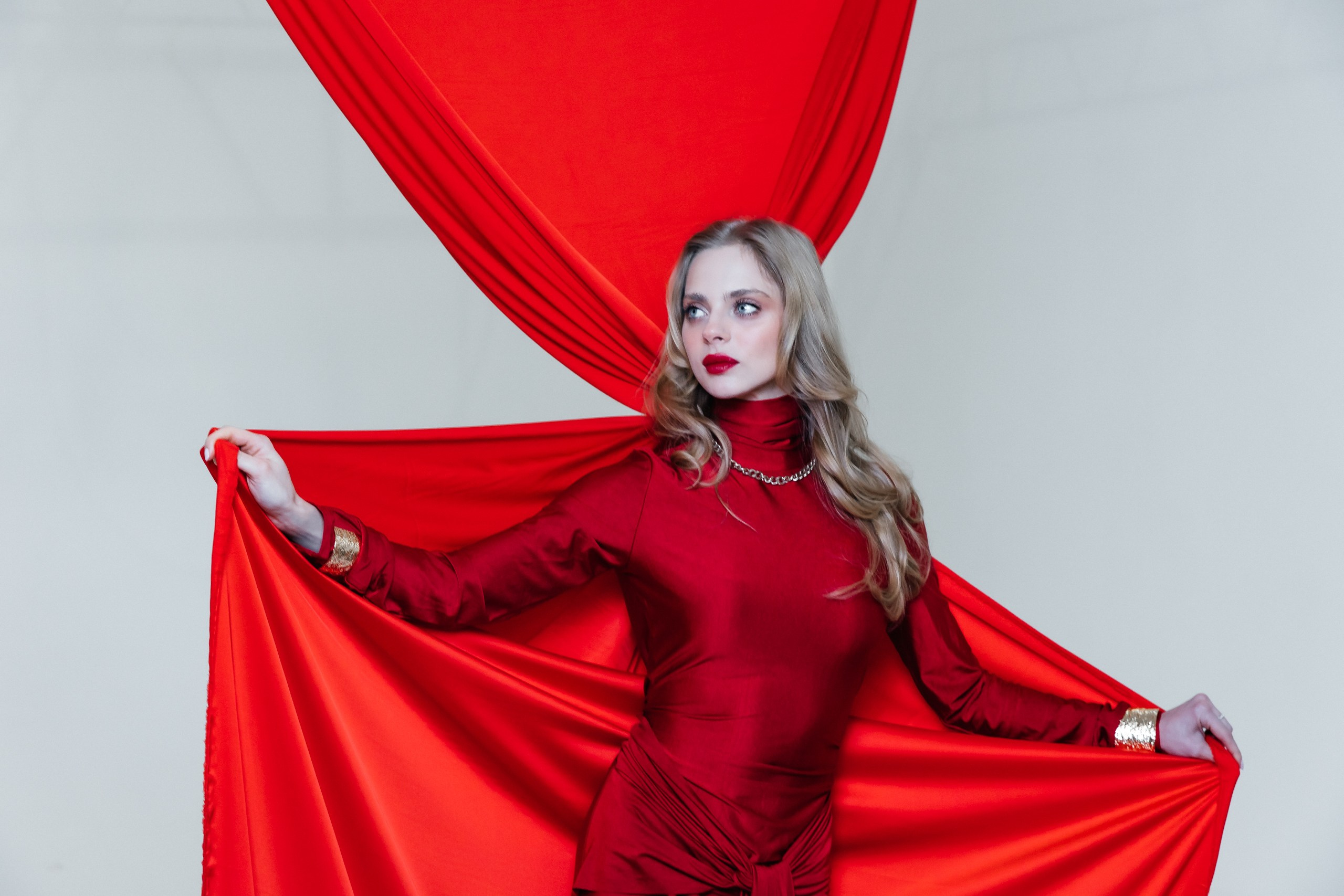 Цвет настроения КРАСНЫЙ. Свадебный фотограф в Москве