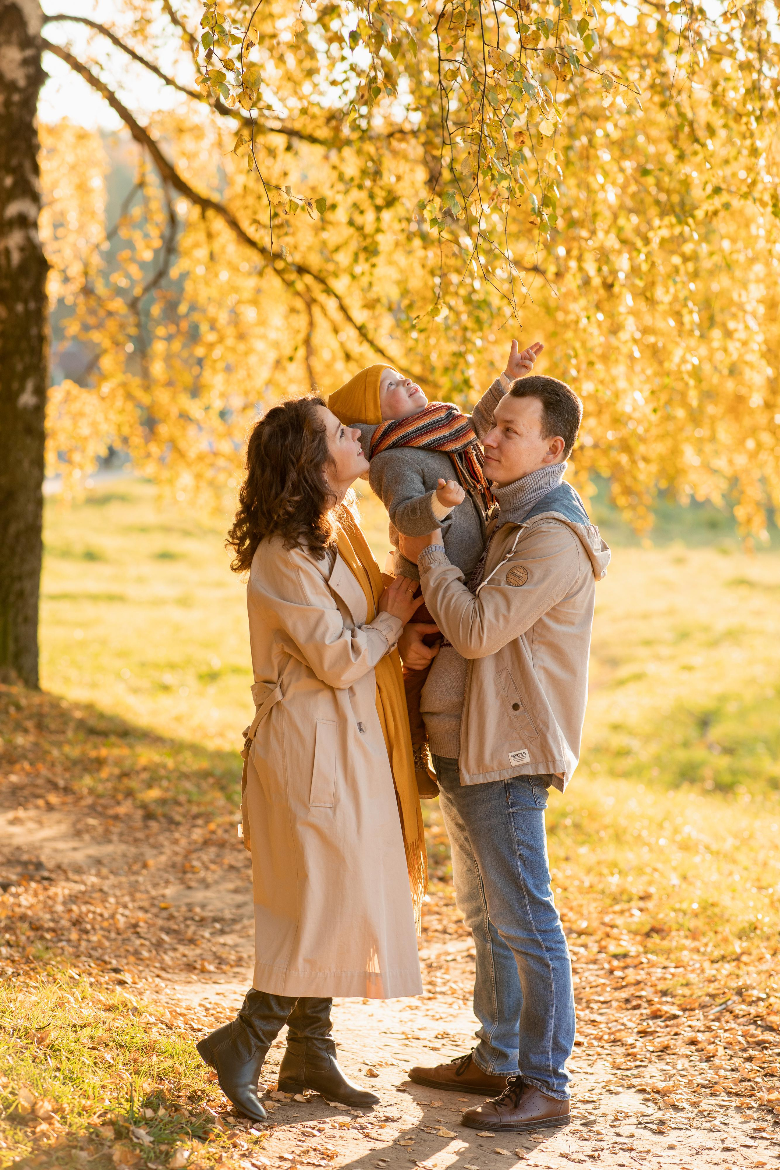 Фотопрогулка для семьи Артема и Лизы. Женский семейный фотограф Тула Москва Захарова Анна