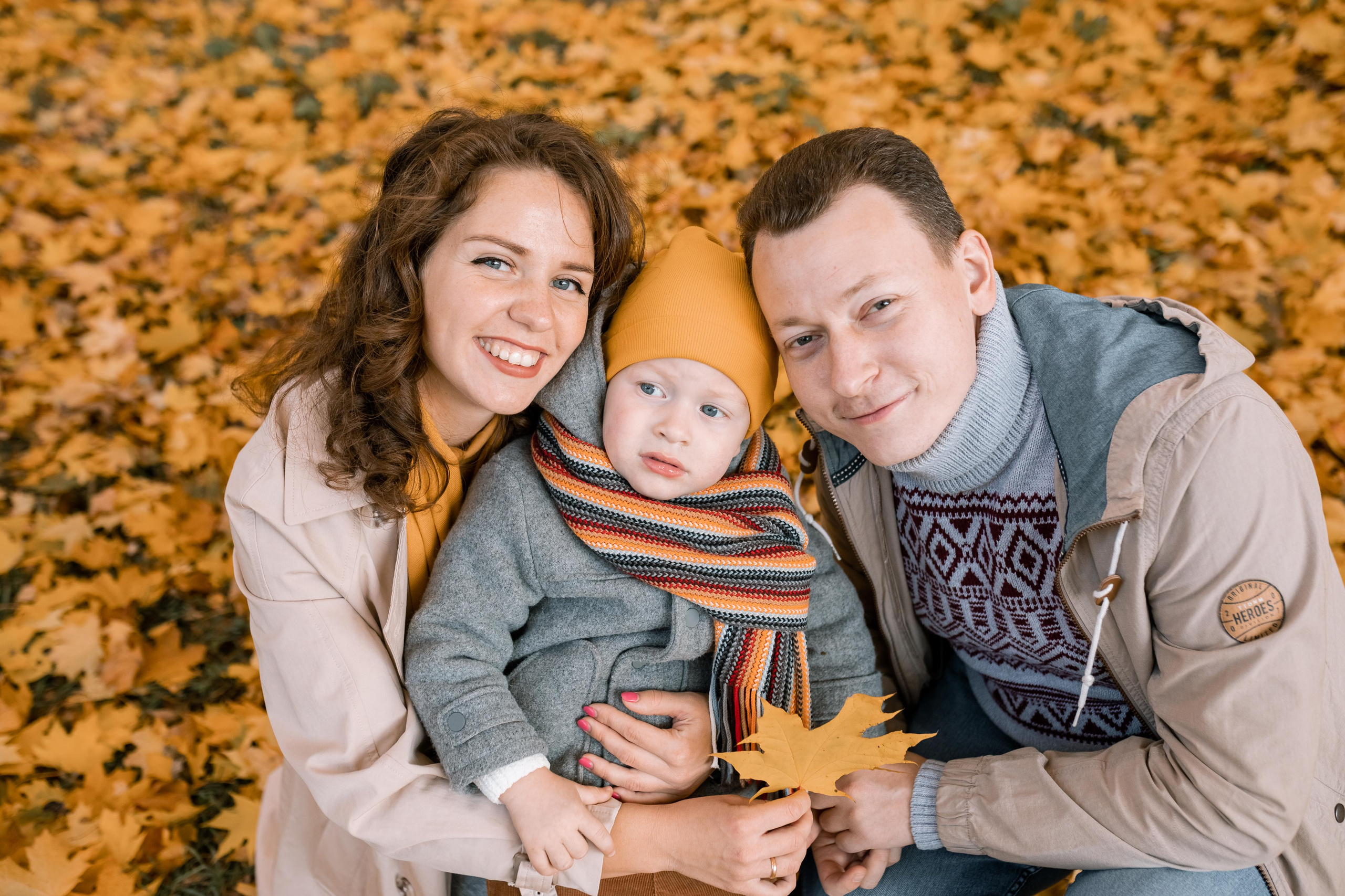 Фотопрогулка для семьи Артема и Лизы. Женский семейный фотограф Тула Москва Захарова Анна