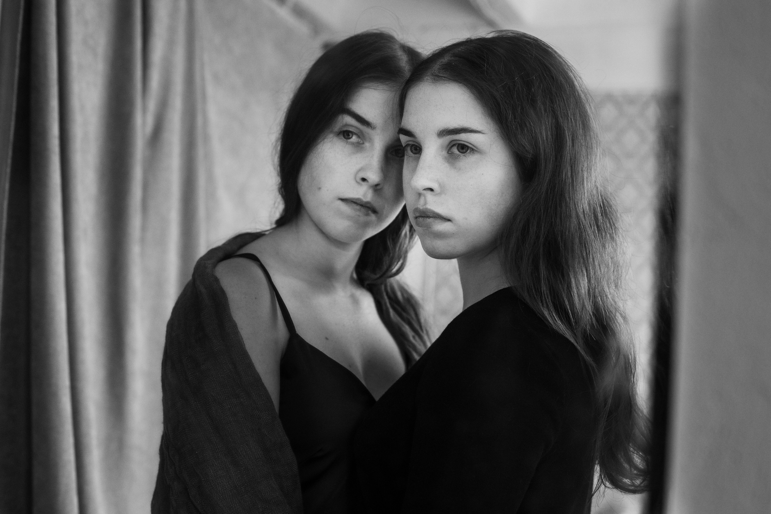 Полина и Вика. Женский семейный фотограф Тула Москва Захарова Анна