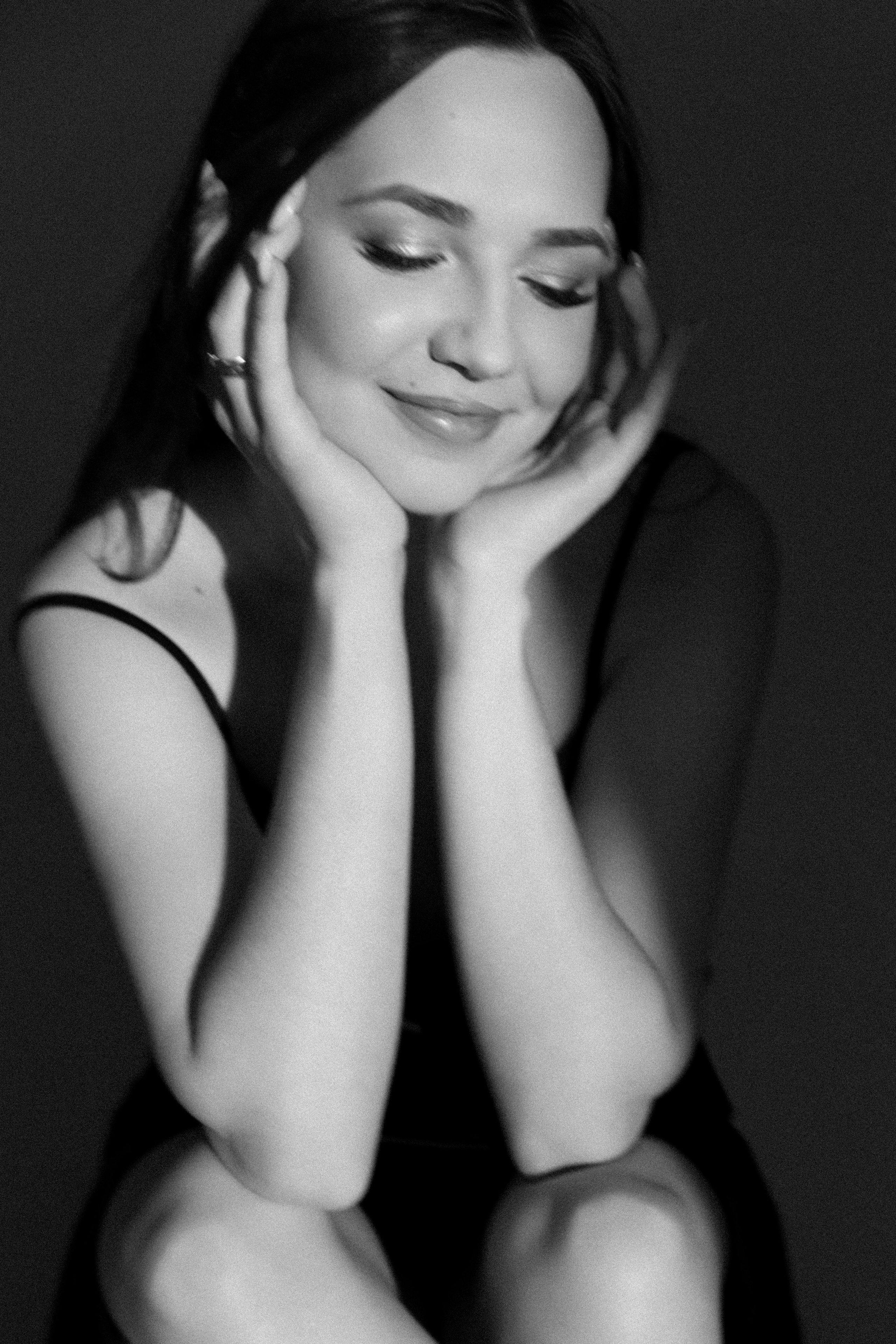 Беременность. Фотограф Мария Щеголькова. Чувственный женский портрет