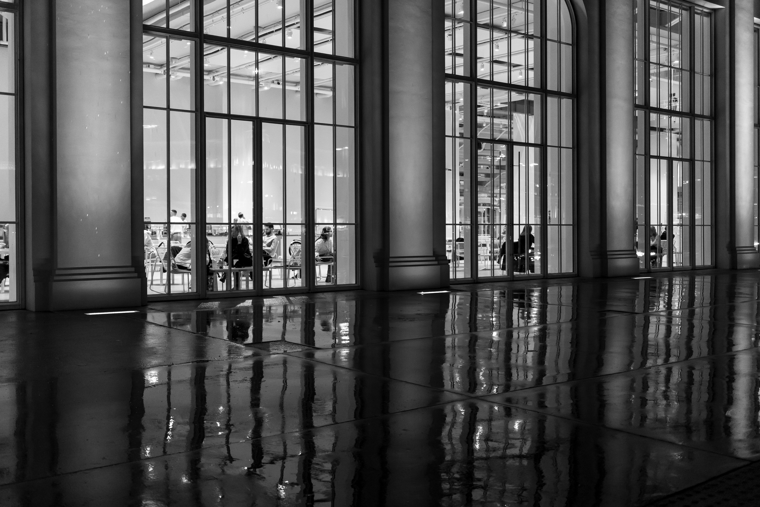 МОСКВА. ПОБУДЬ ЗДЕСЬ И ЦЕЛЕЕ БУДЕТ ЭТОТ МИР