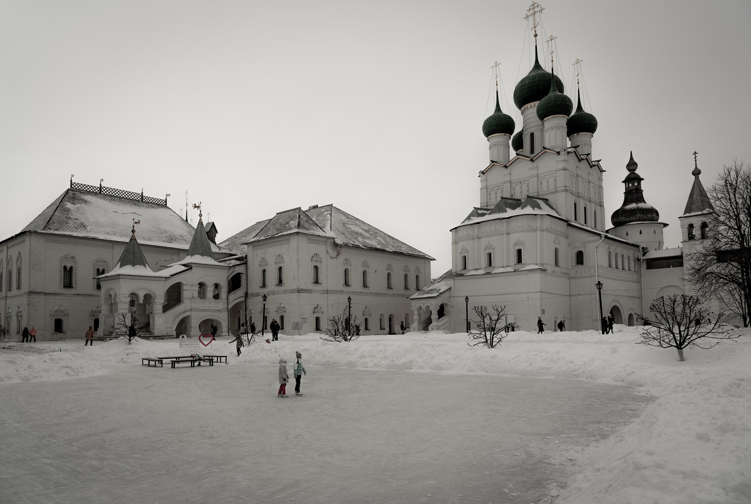 Ярославль. ПОБУДЬ ЗДЕСЬ И ЦЕЛЕЕ БУДЕТ ЭТОТ МИР
