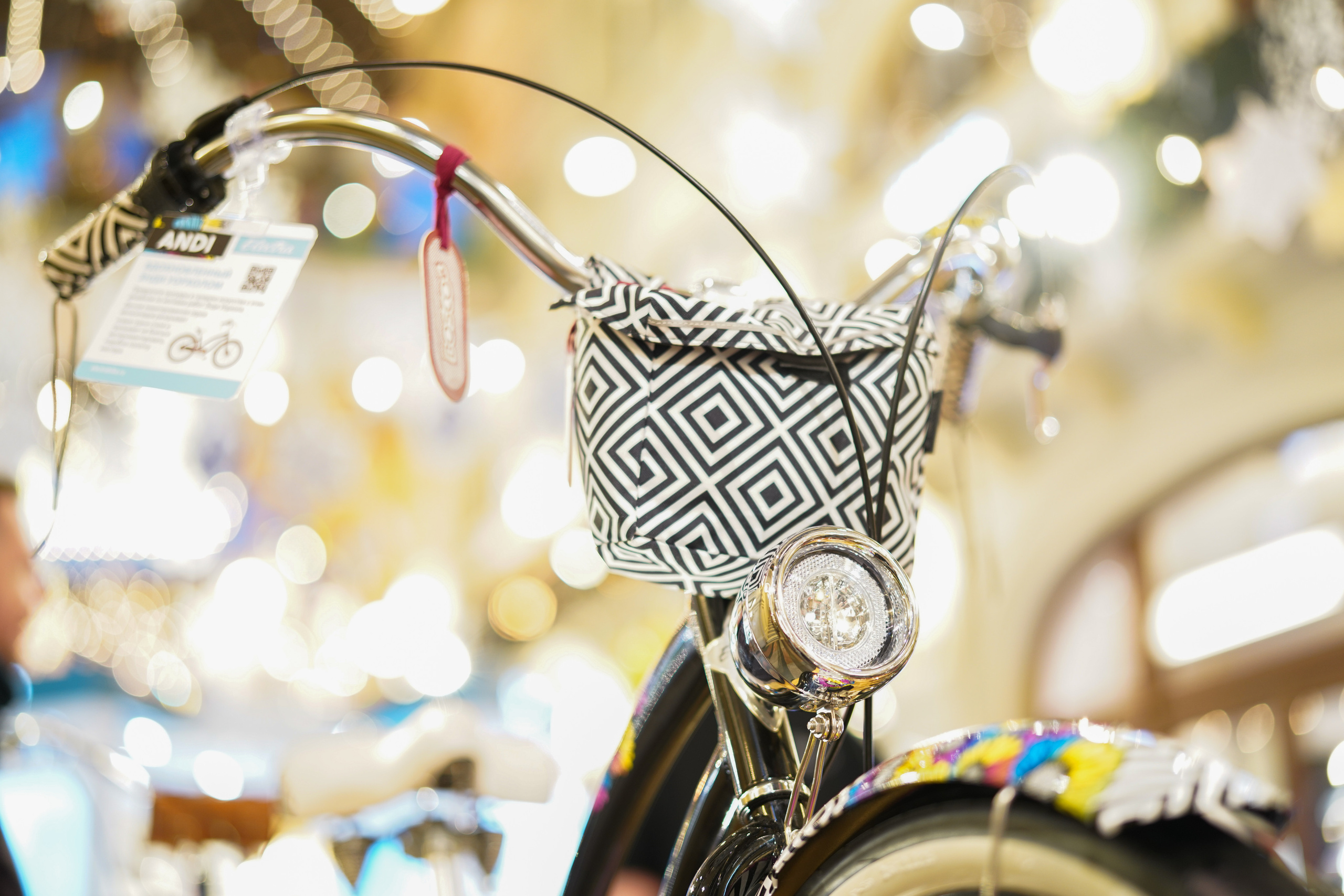 МОСКВА. ПОБУДЬ ЗДЕСЬ И ЦЕЛЕЕ БУДЕТ ЭТОТ МИР