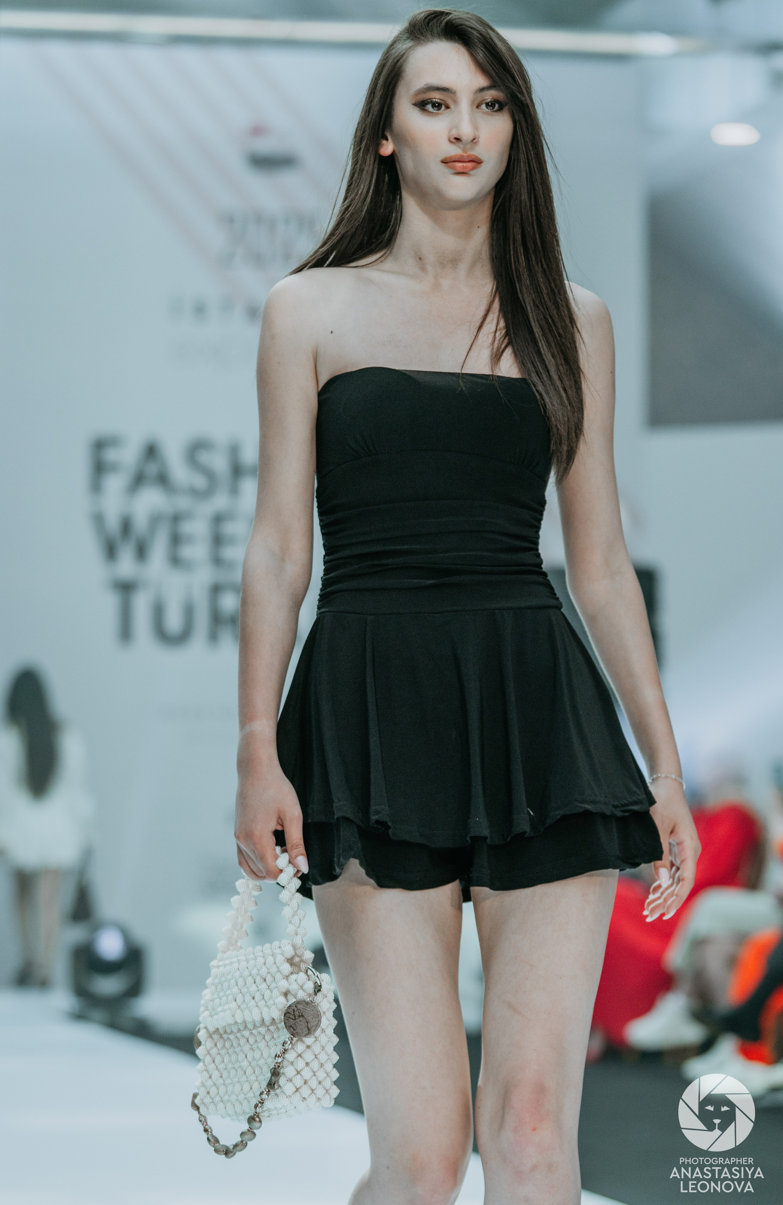 Fashion Week Türkiye [spring, 2025]. Anastasia Leonowa
