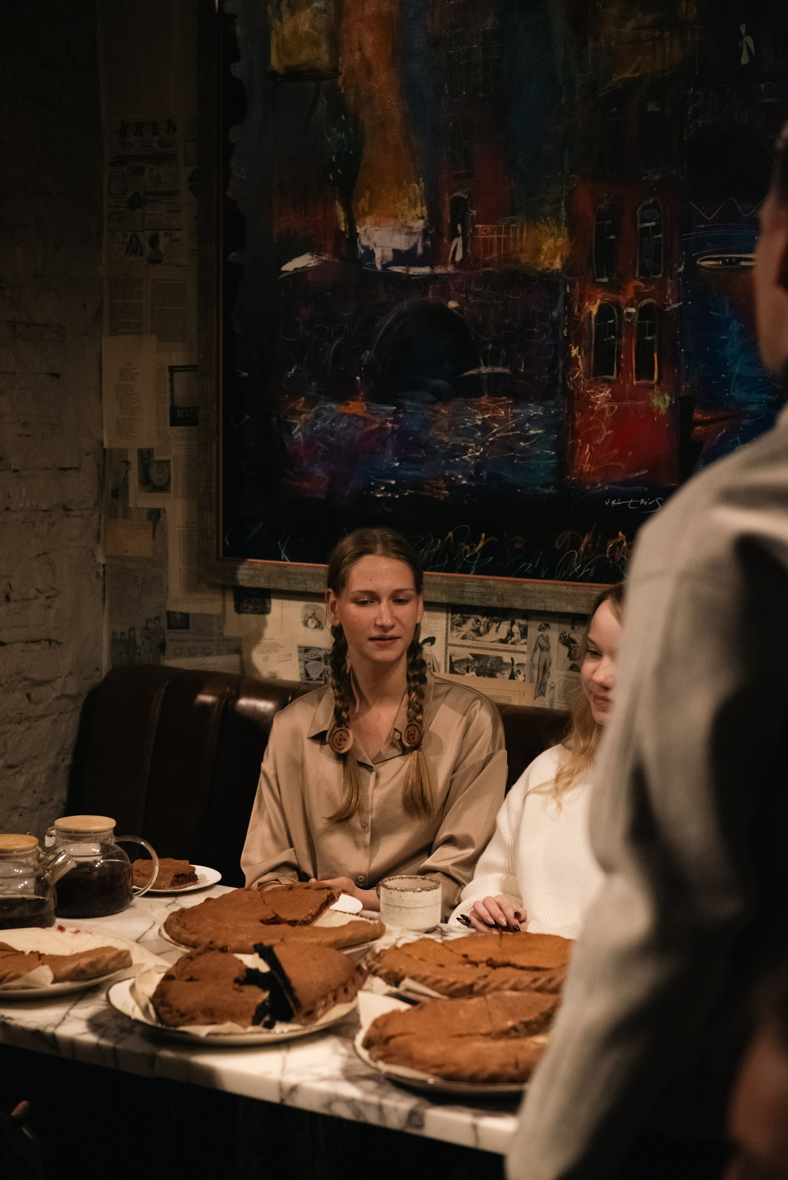 Брюсов-холл, премьера фильма. Фотограф, визажист. Москва