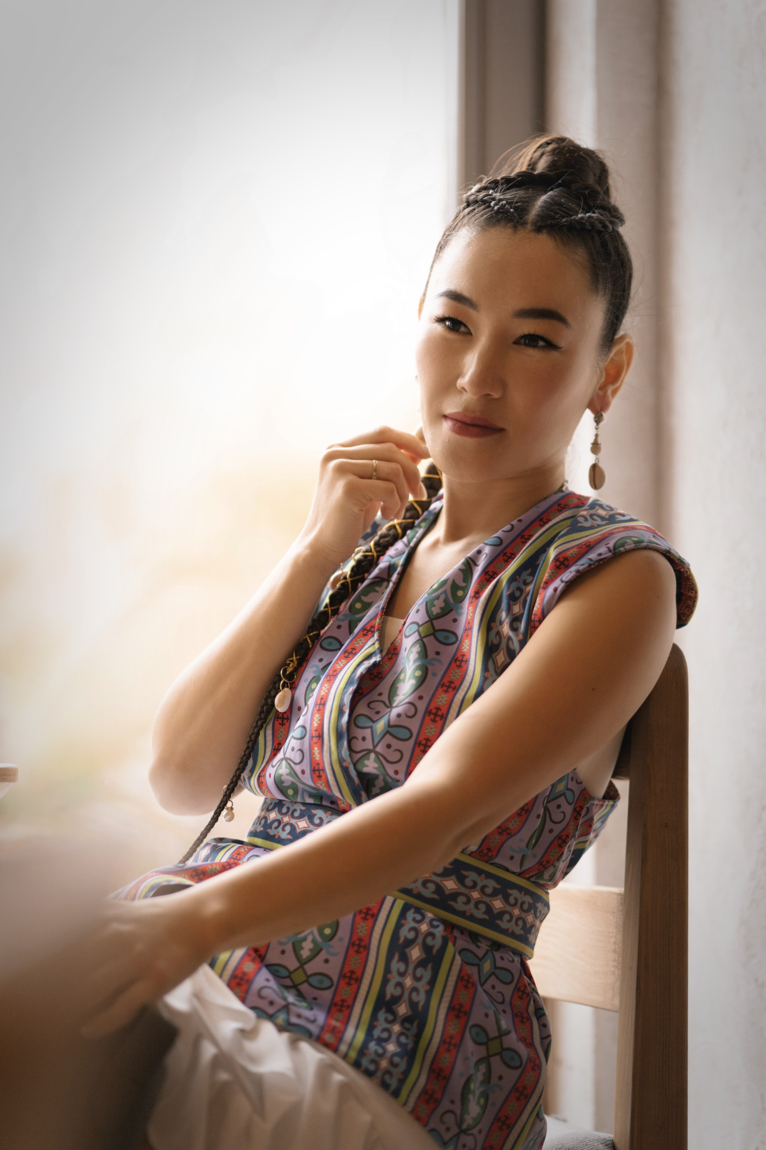 В ресторане Рерих. Выездной фотограф-видеограф в Республике Алтай Солоны Куюкова