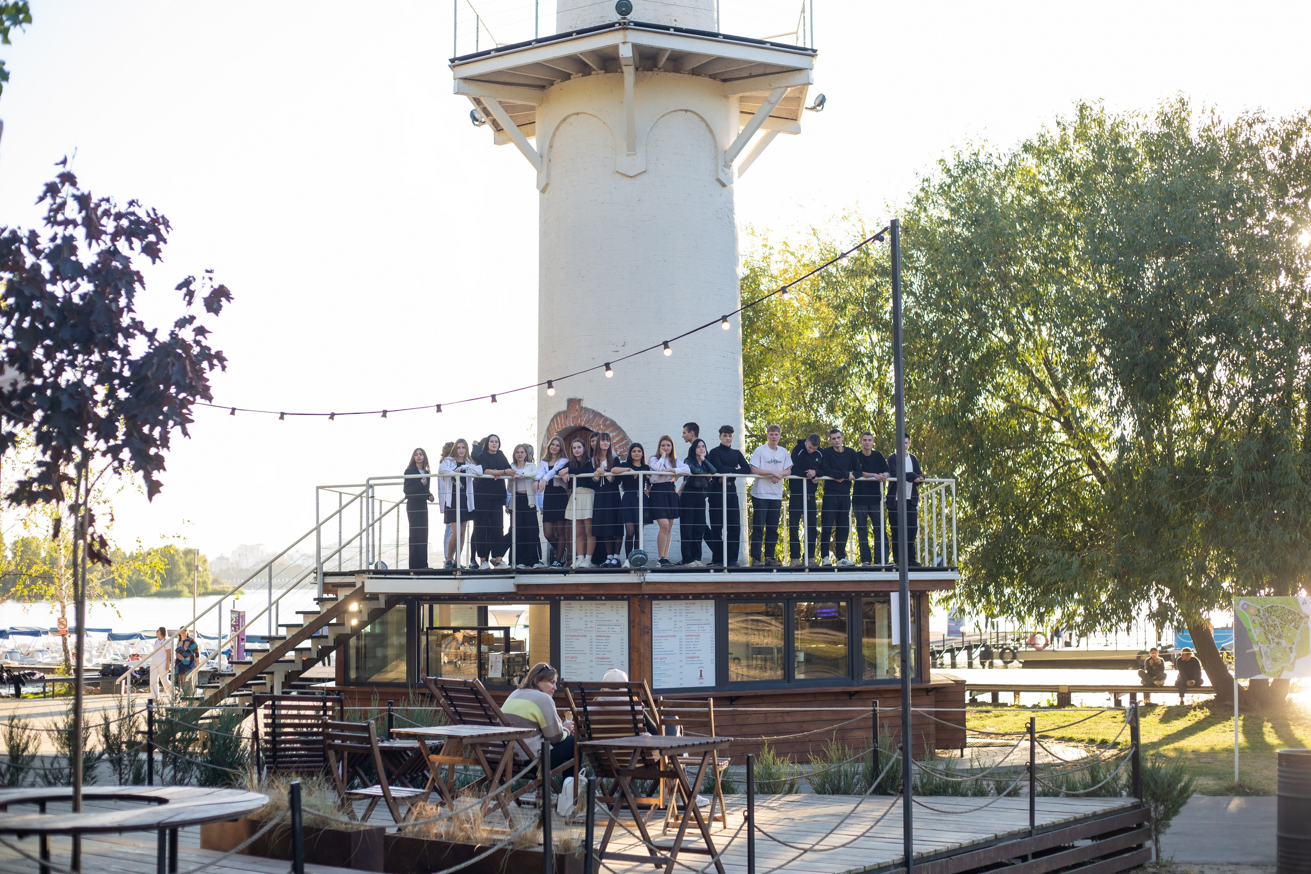 Прогулка. Выпускные альбомы Воронеж " СОКОЛ фото»