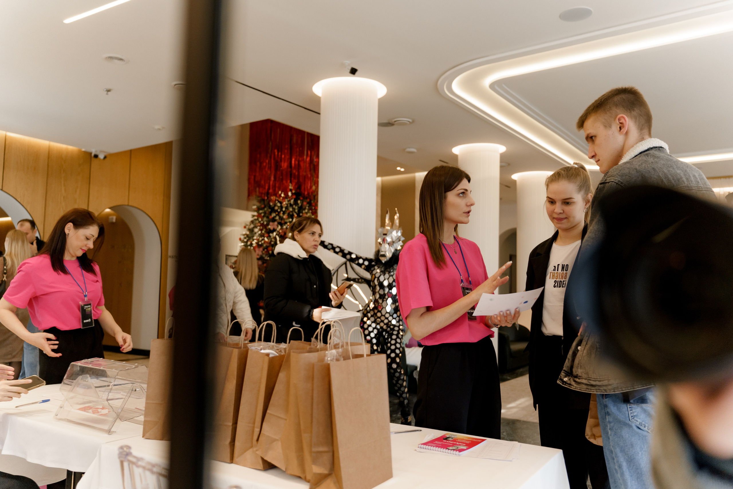 Выставка свадебных специалистов «Свадьба на 1000%». Свадебный фотограф в Санкт-Петербурге