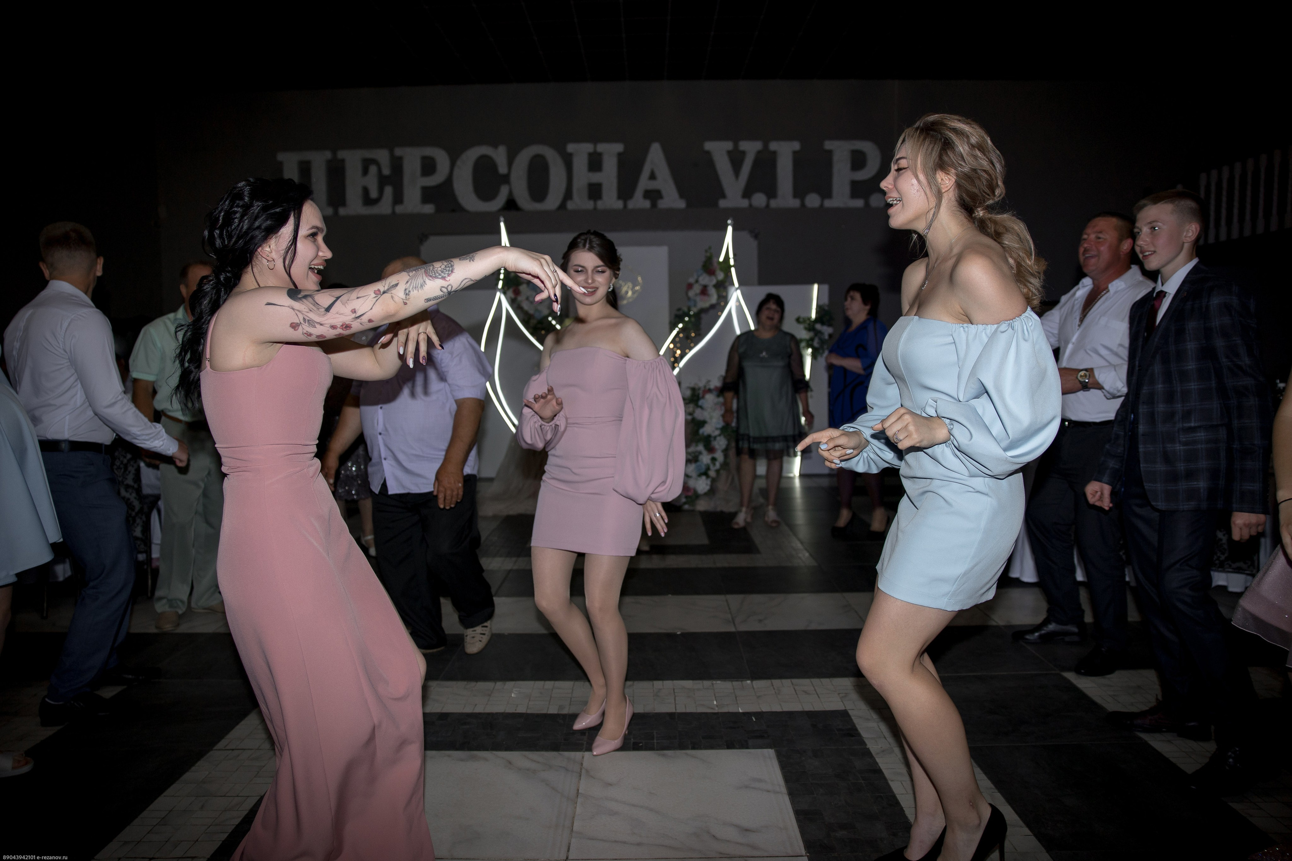 Андрей и Владислава. Свадебный и семейный фотограф Евгений Резанов