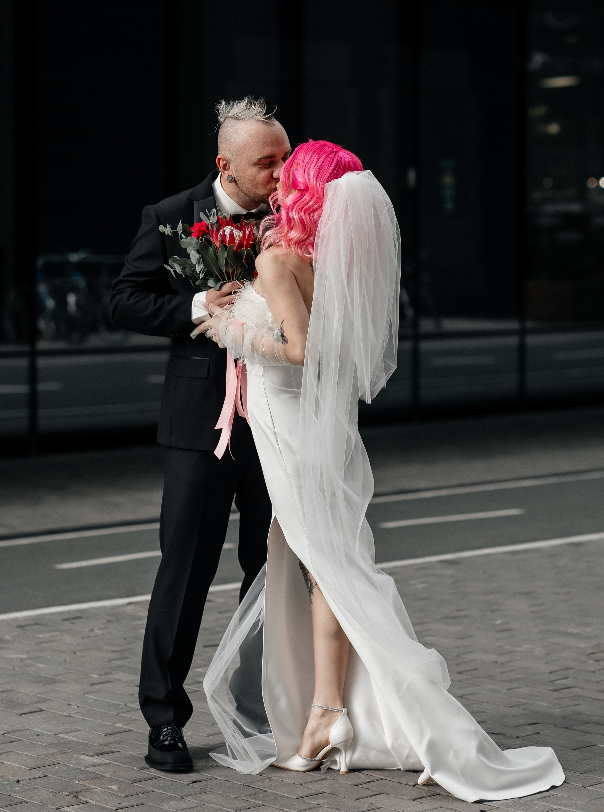 Саша и Таня 2024. Свадебный и портретный фотограф Алина Иванова. Екатеринбург-Москва